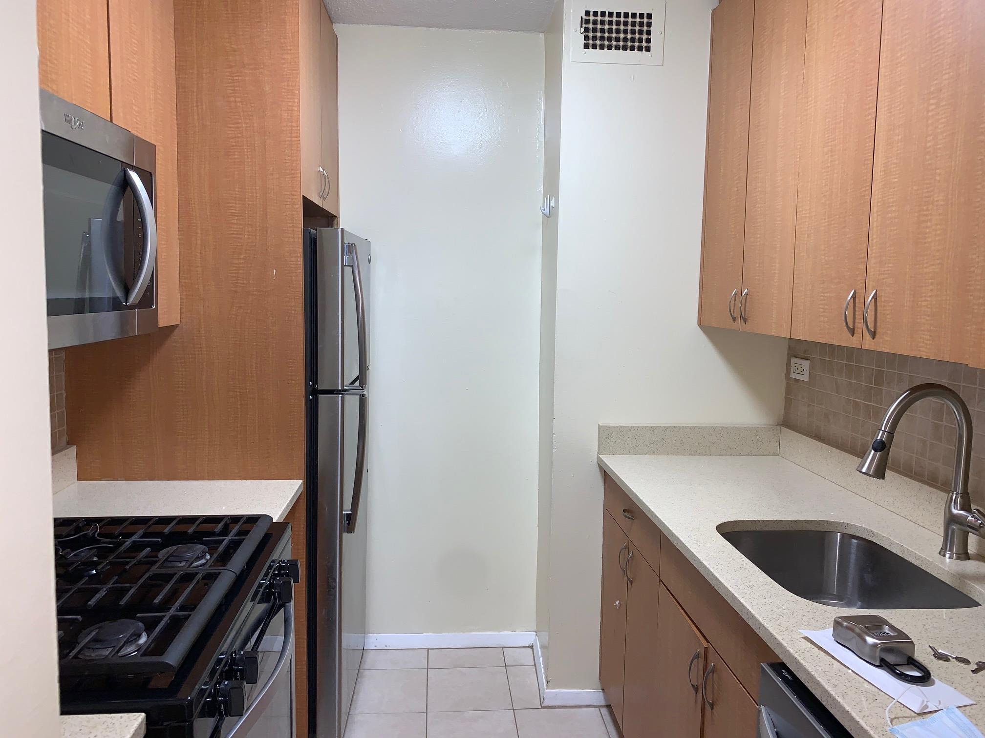 Apartment Union  Queens, NY 11358, MLS-850453-8
