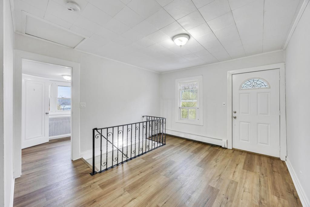 Single Family Walnut  Suffolk County, NY 11754, MLS-850456-16
