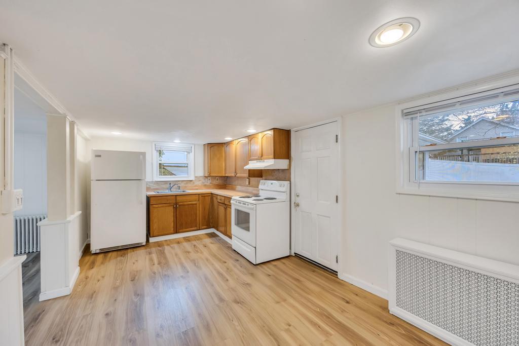 Single Family Walnut  Suffolk County, NY 11754, MLS-850456-8