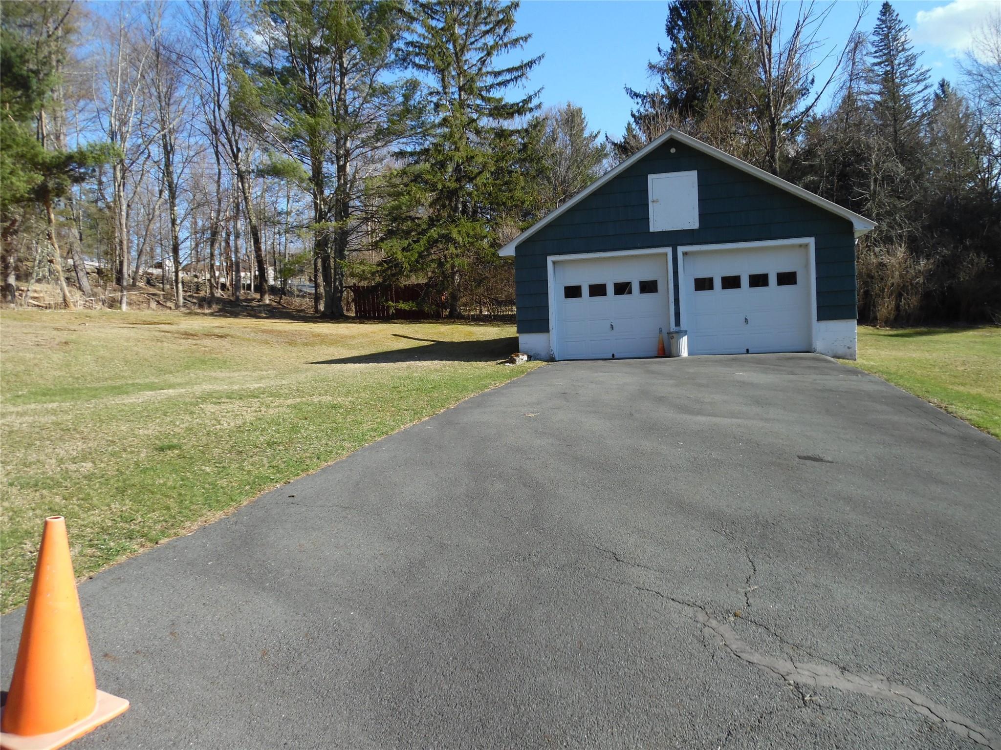 Single Family Jones Terrace  Sullivan County, NY 12788, MLS-850459-5