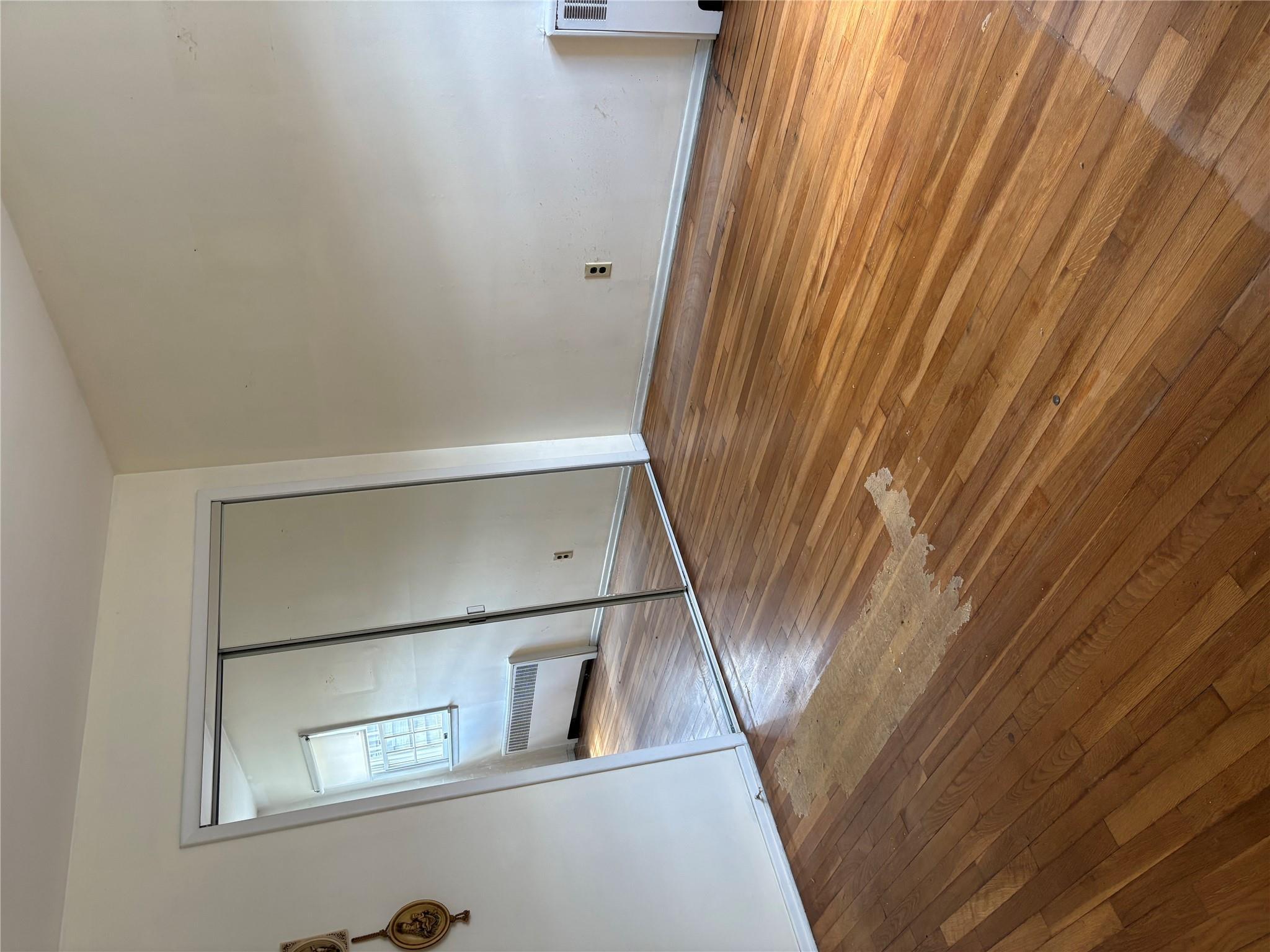 Single Family Dee Place  Suffolk County, NY 11746, MLS-850524-8