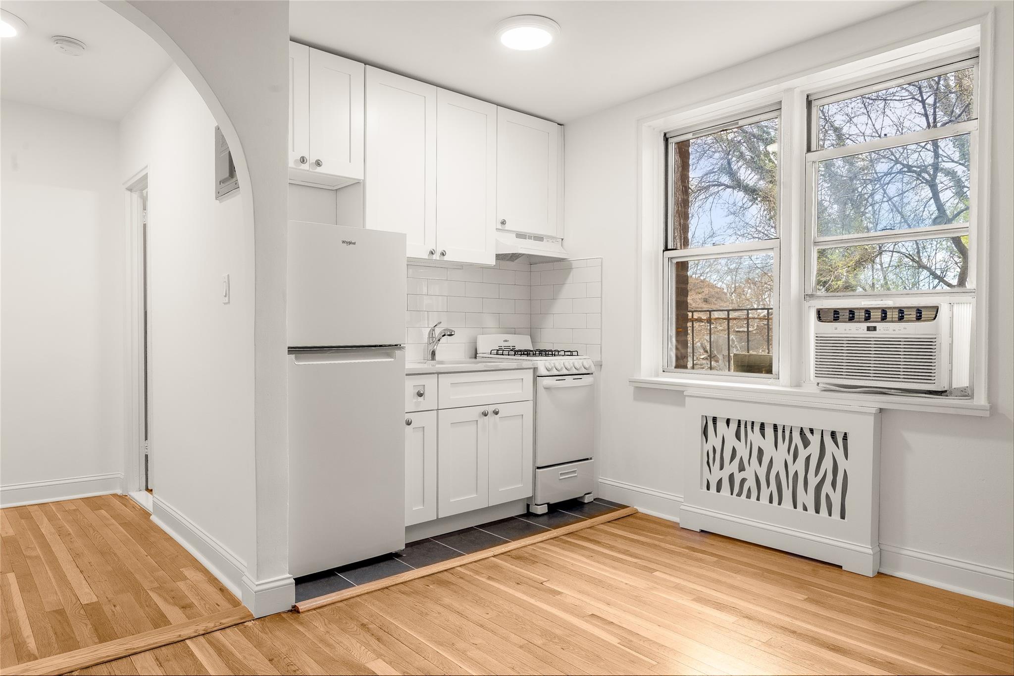 Coop Netherland  Bronx, NY 10471, MLS-850534-2