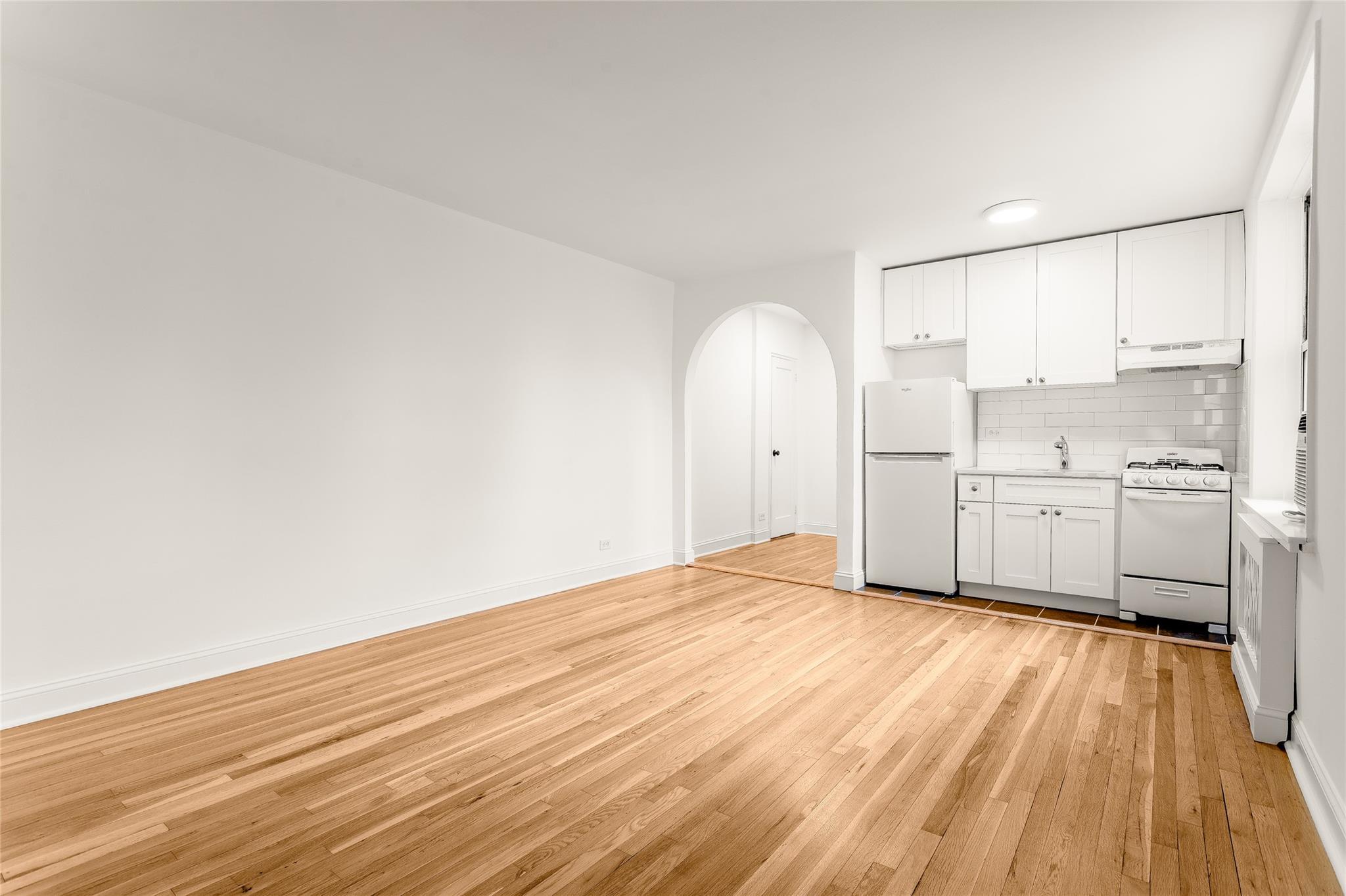 Coop Netherland  Bronx, NY 10471, MLS-850534-4