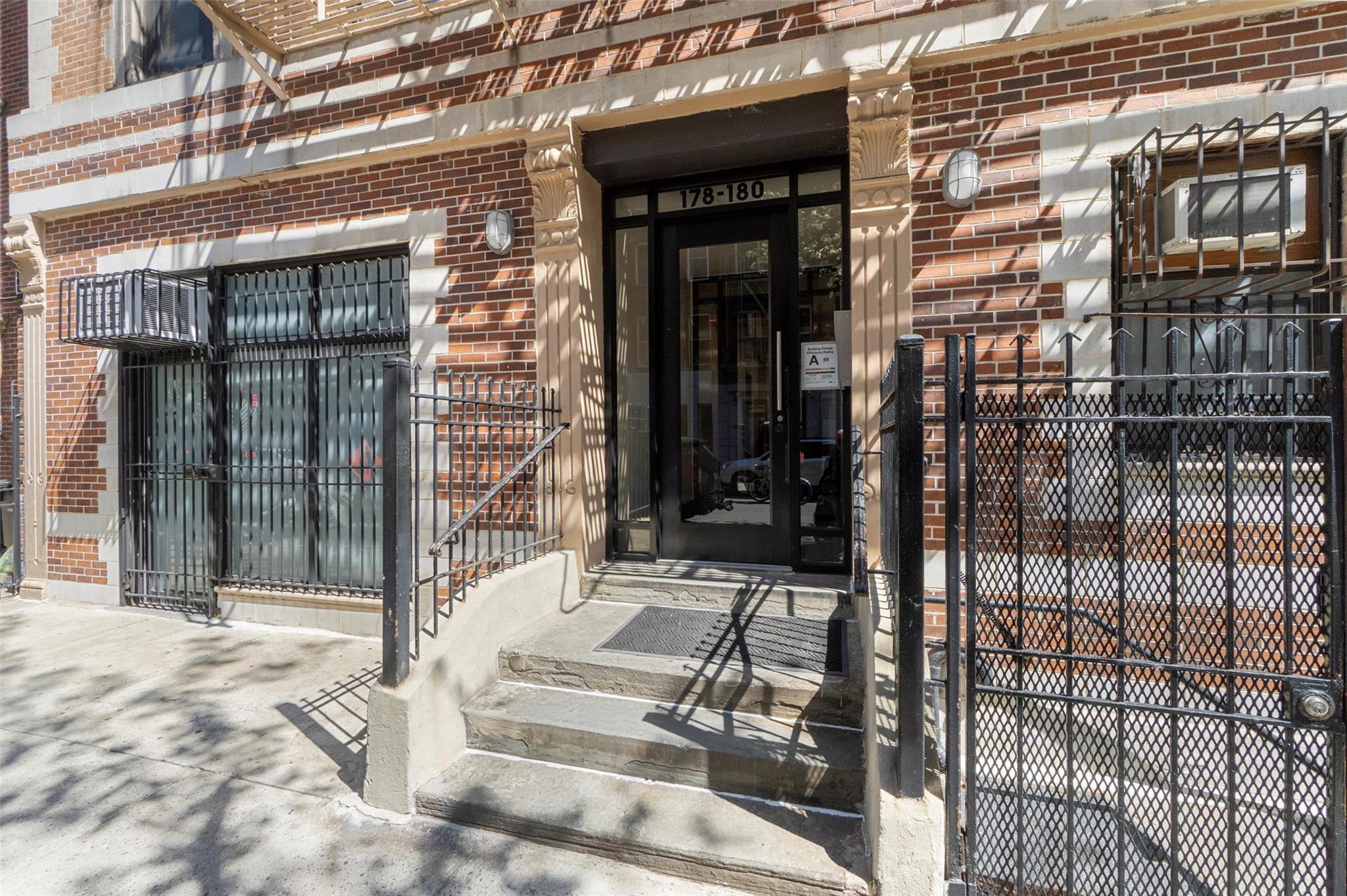 Condo 2  Manhattan, NY 10009, MLS-850544-3