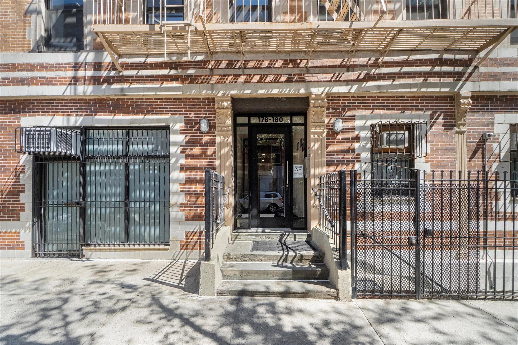 Condo 2  Manhattan, NY 10009, MLS-850544-4