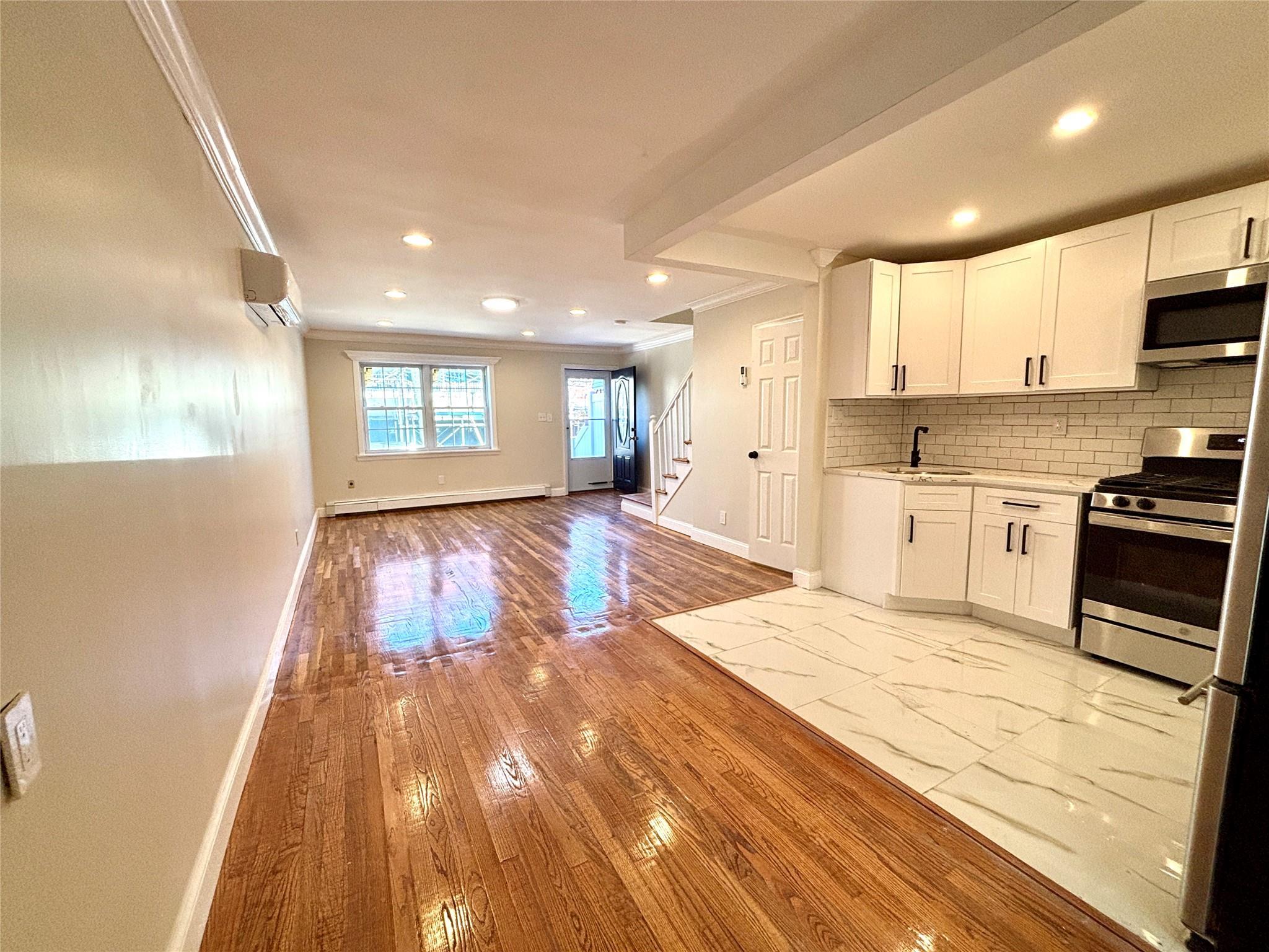 Single Family Bartholdi  Bronx, NY 10467, MLS-850551-4