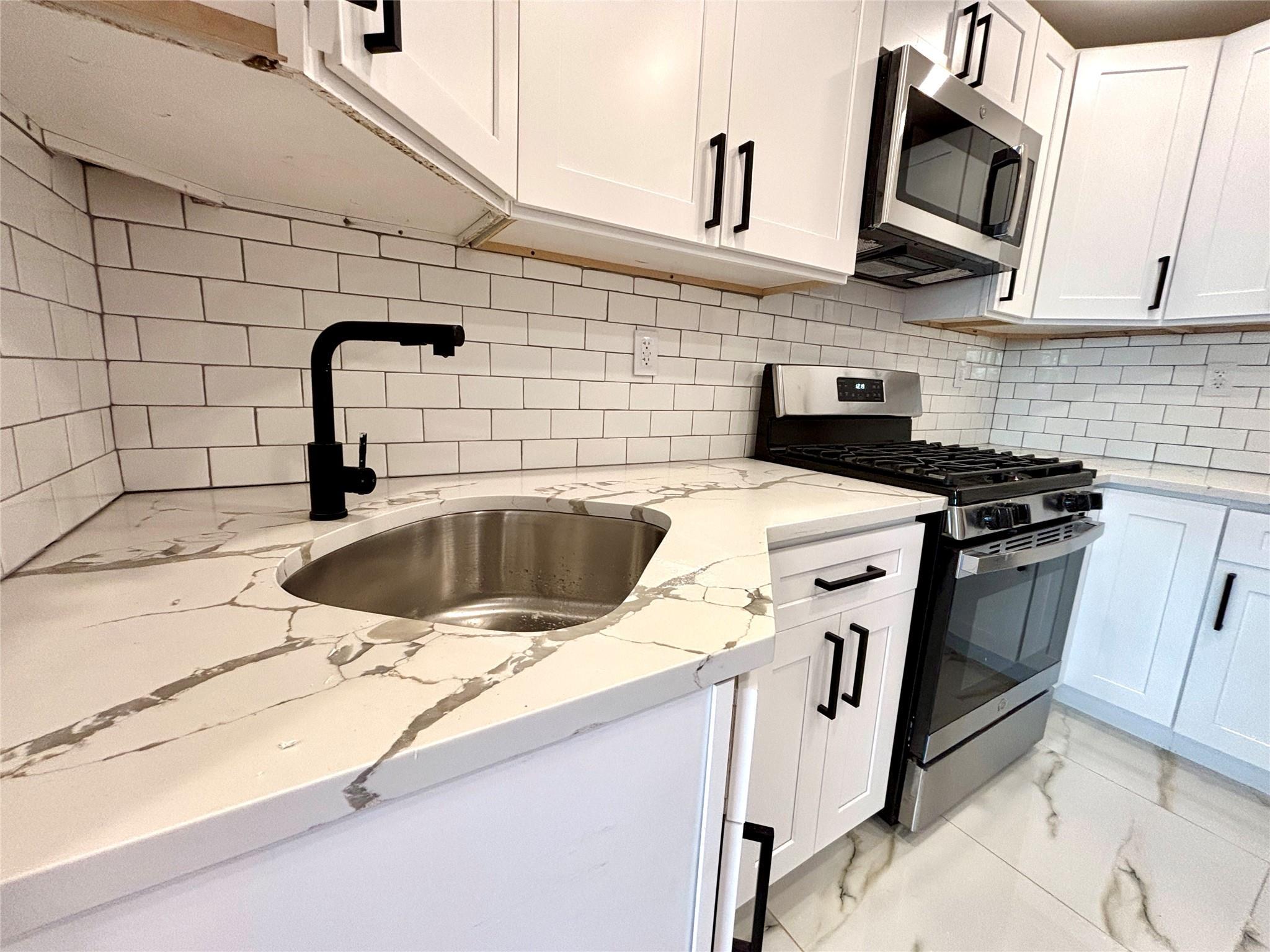 Single Family Bartholdi  Bronx, NY 10467, MLS-850551-8