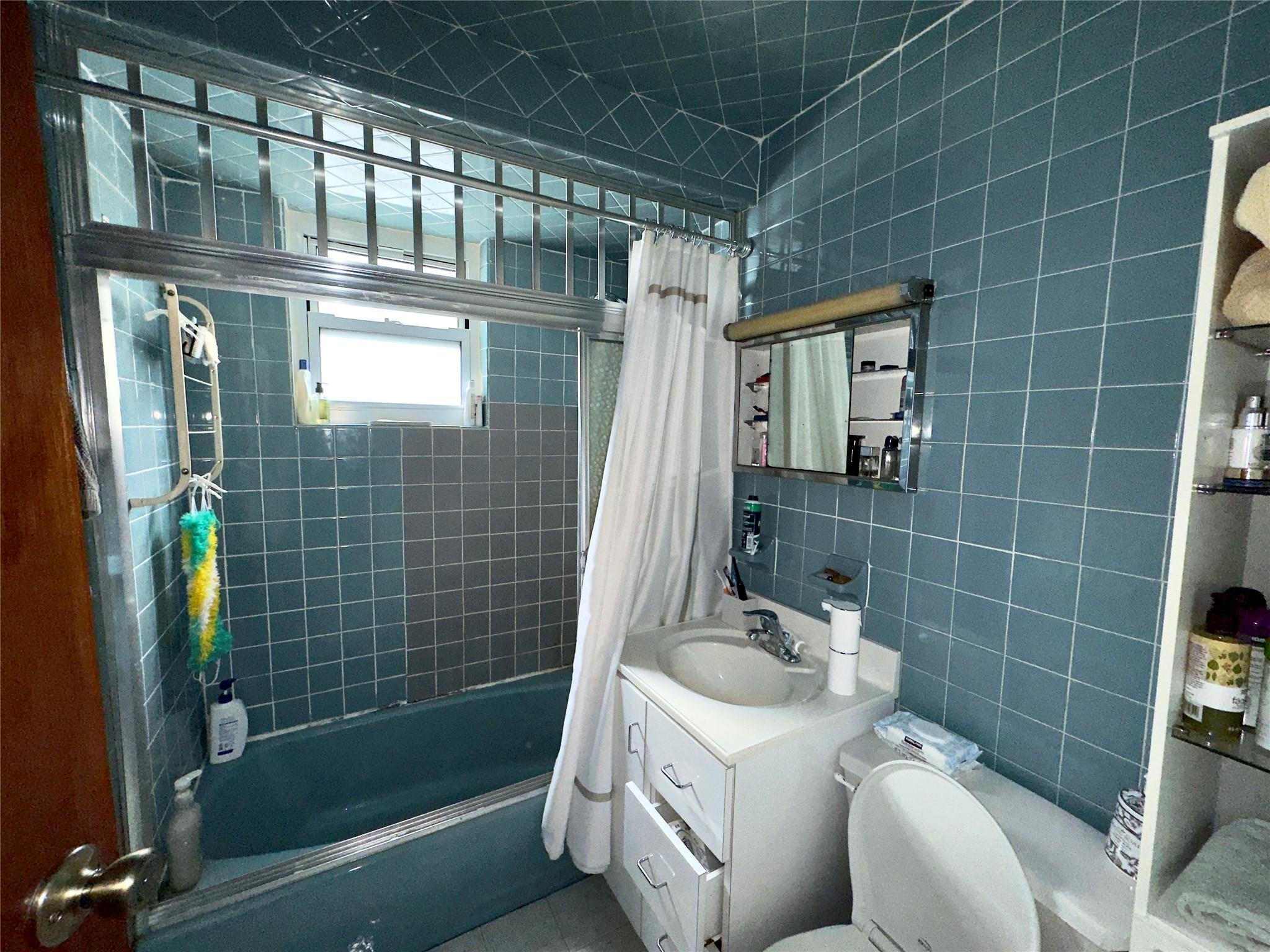 Single Family 78 Th  Brooklyn, NY 11214, MLS-850562-17