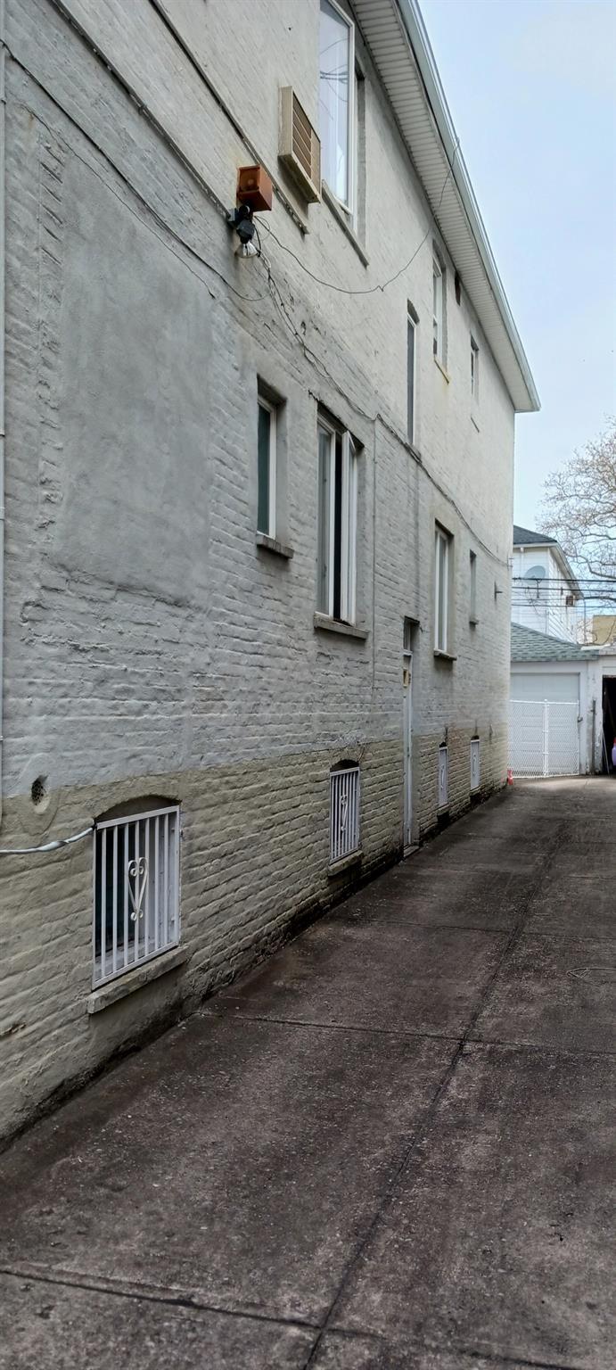 Single Family 78 Th  Brooklyn, NY 11214, MLS-850562-29