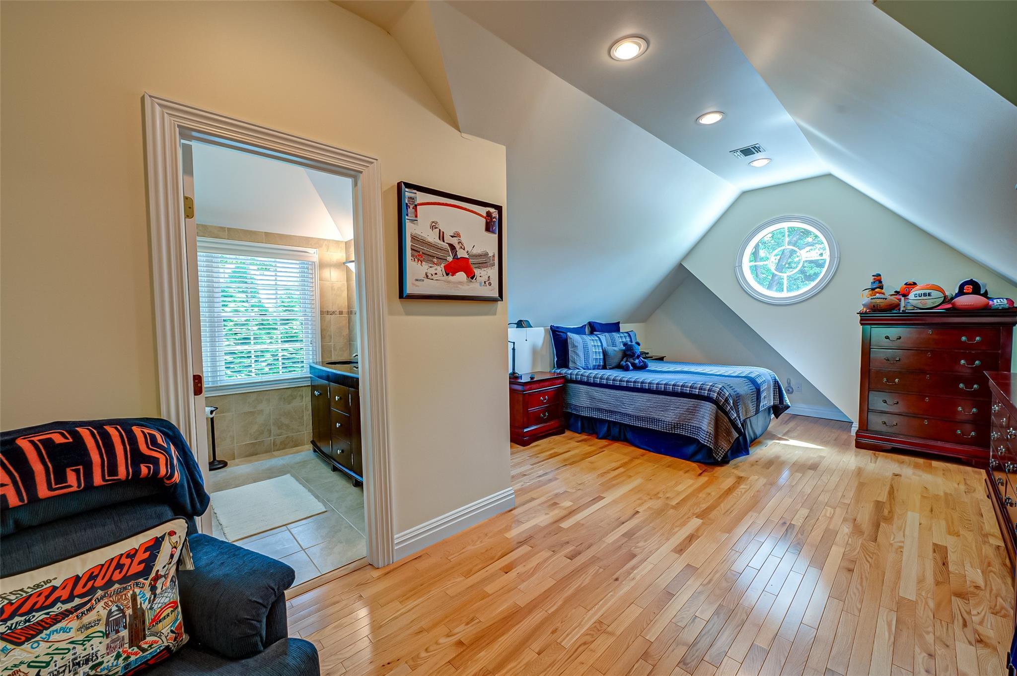 Single Family Eagle Landing  Suffolk County, NY 11766, MLS-850566-27