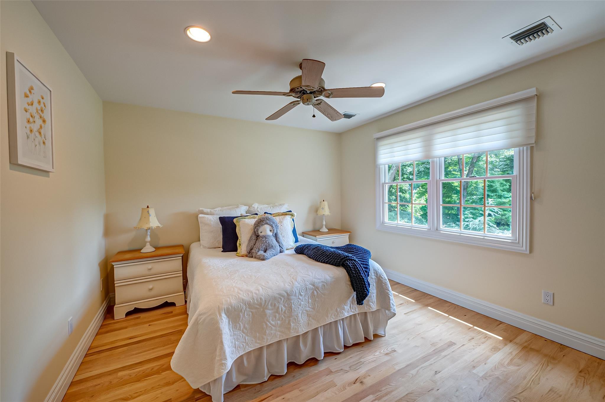 Single Family Eagle Landing  Suffolk County, NY 11766, MLS-850566-30