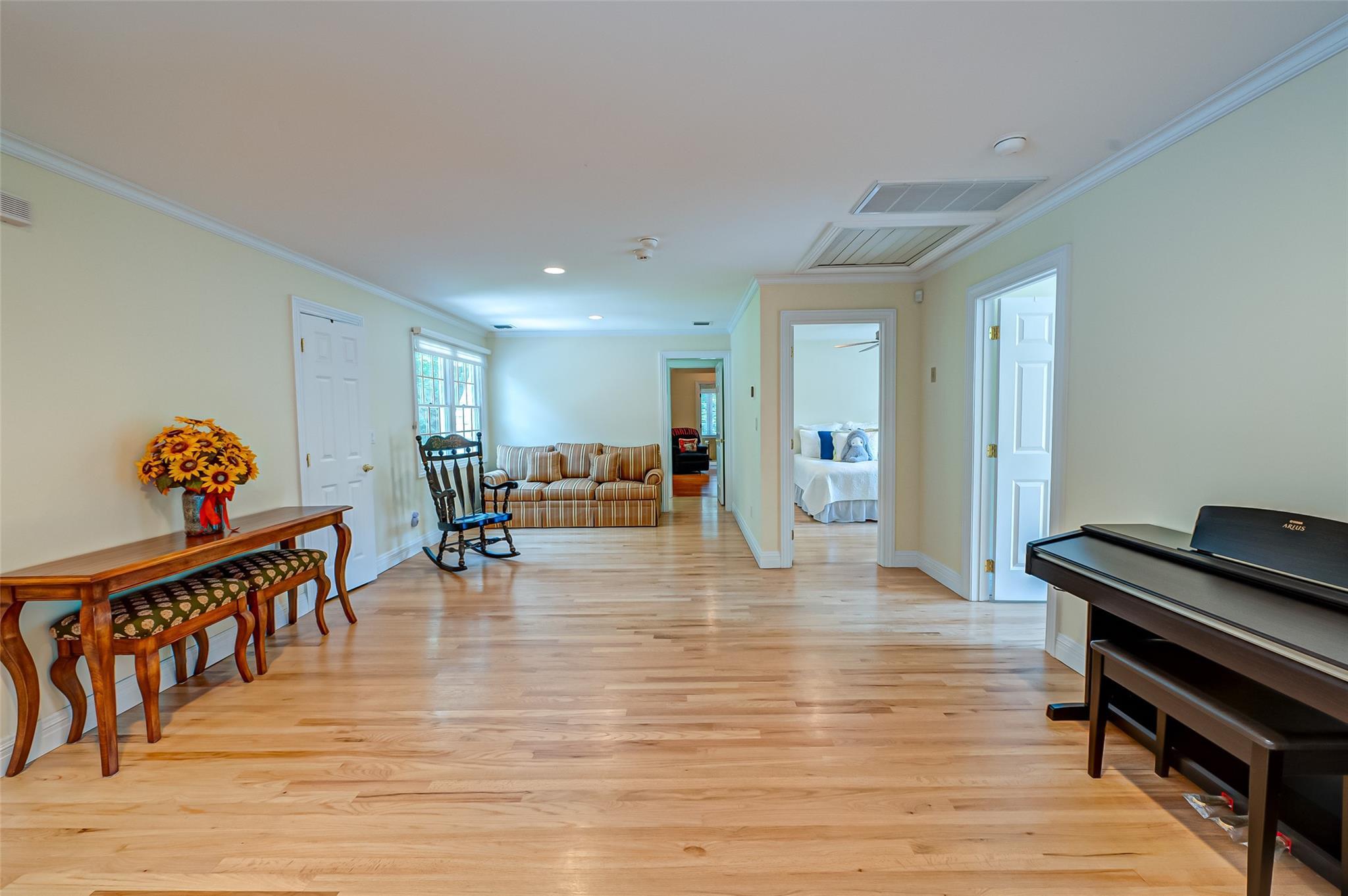 Single Family Eagle Landing  Suffolk County, NY 11766, MLS-850566-35
