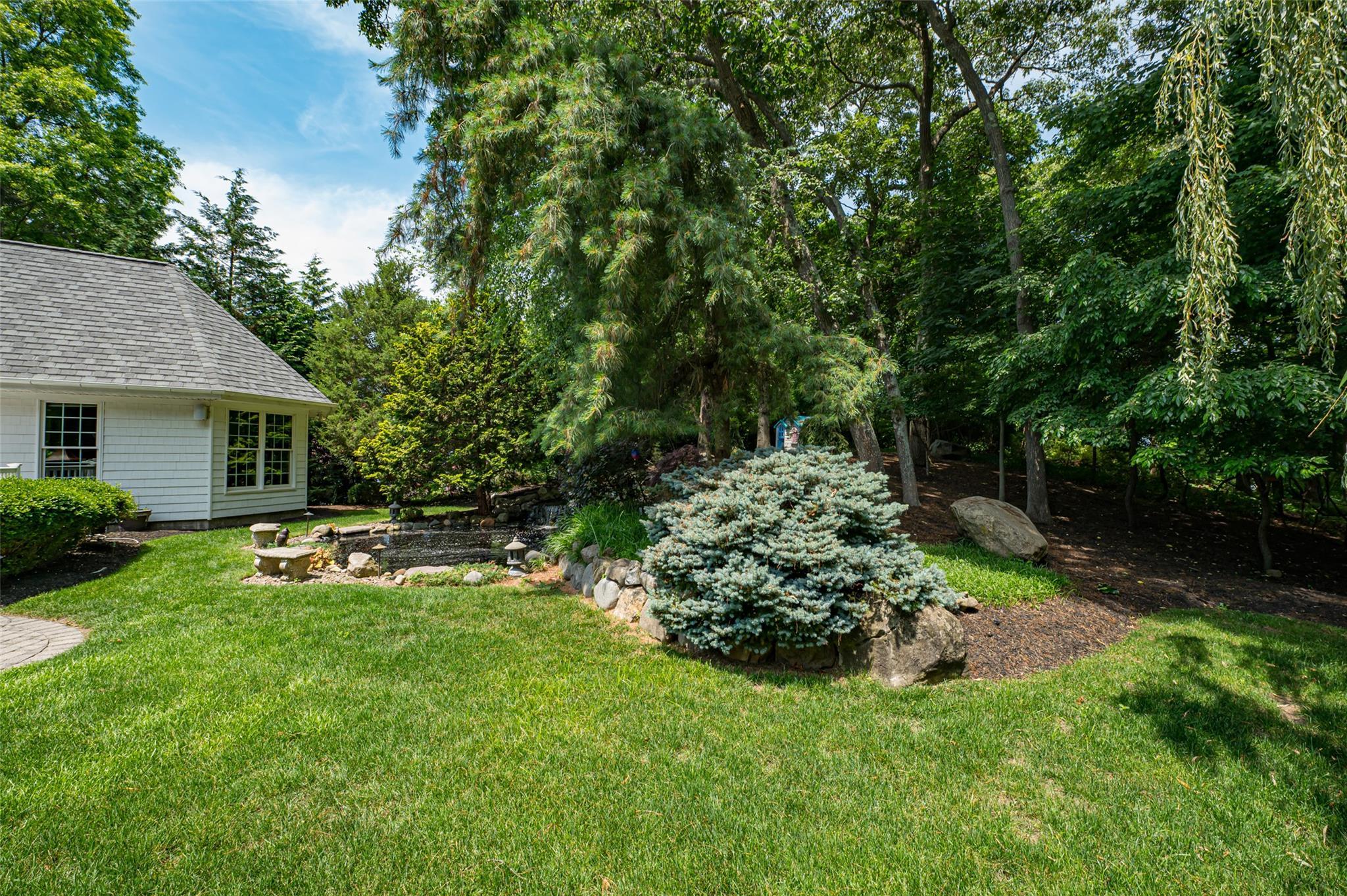 Single Family Eagle Landing  Suffolk County, NY 11766, MLS-850566-42
