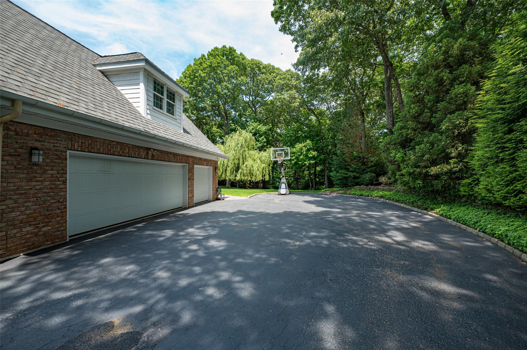 Single Family Eagle Landing  Suffolk County, NY 11766, MLS-850566-45