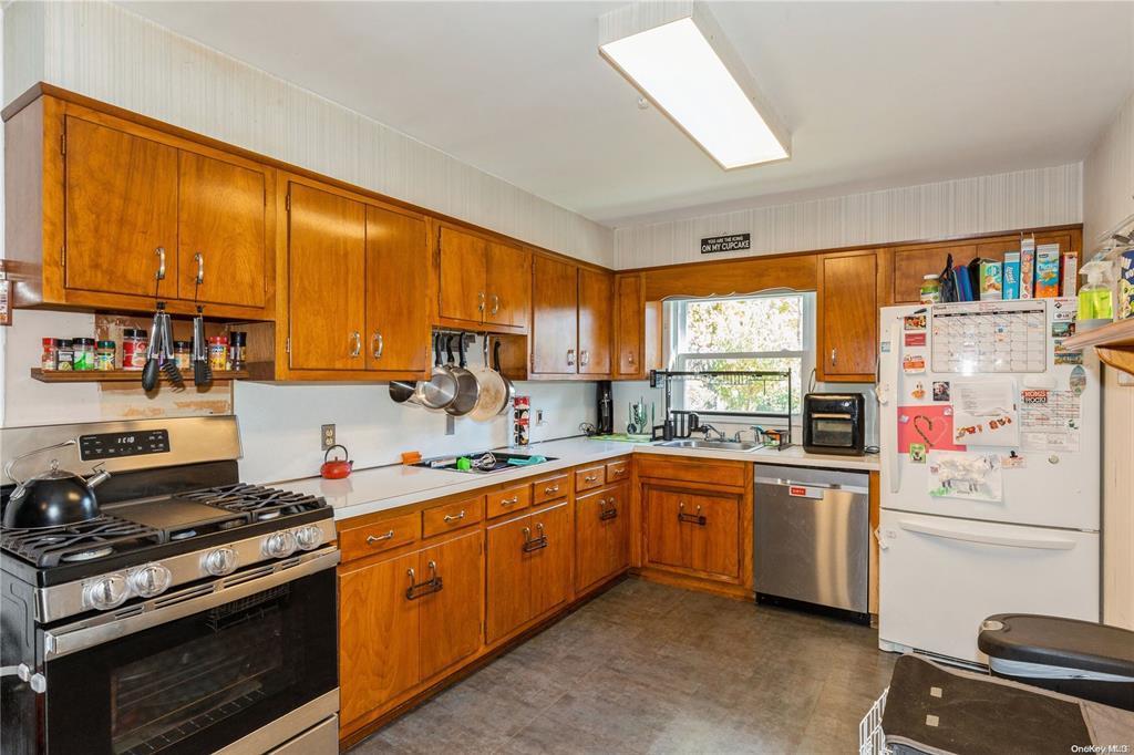 Single Family Tyler  Suffolk County, NY 11789, MLS-850588-16