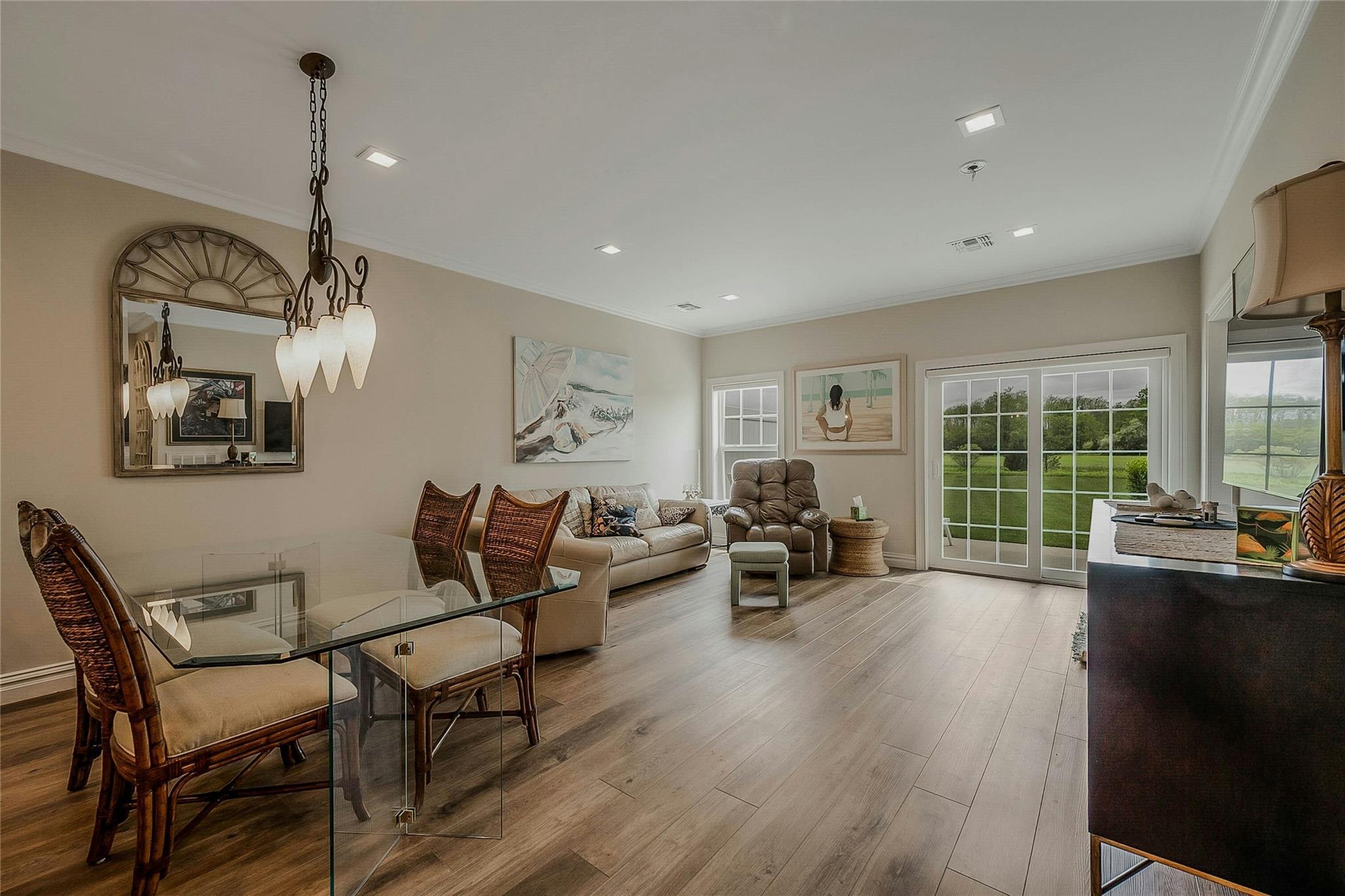 Condo Fox Hill  Suffolk County, NY 11933, MLS-850597-13
