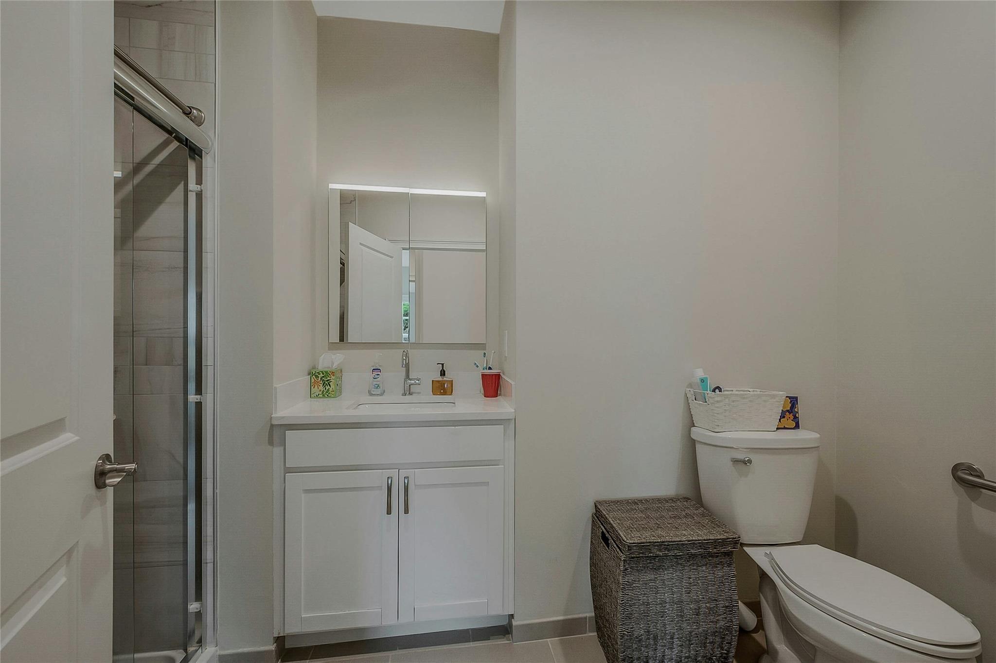 Condo Fox Hill  Suffolk County, NY 11933, MLS-850597-19