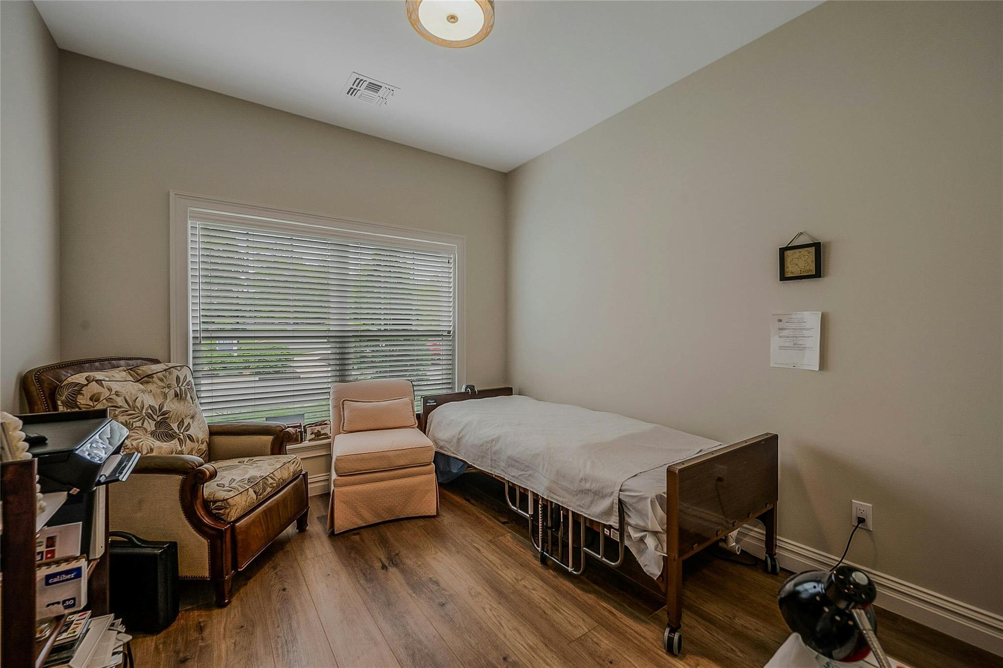 Condo Fox Hill  Suffolk County, NY 11933, MLS-850597-21