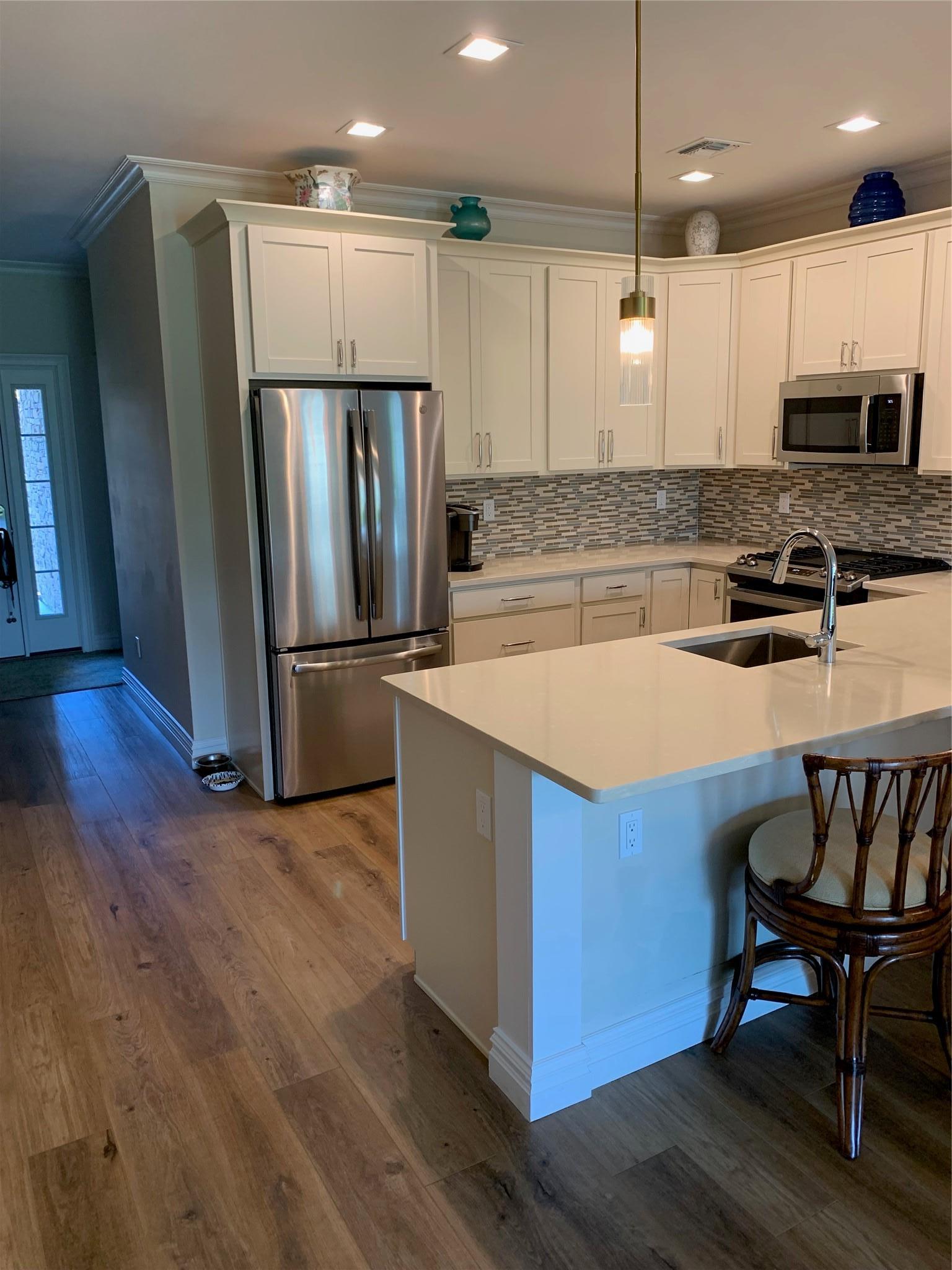 Condo Fox Hill  Suffolk County, NY 11933, MLS-850597-6