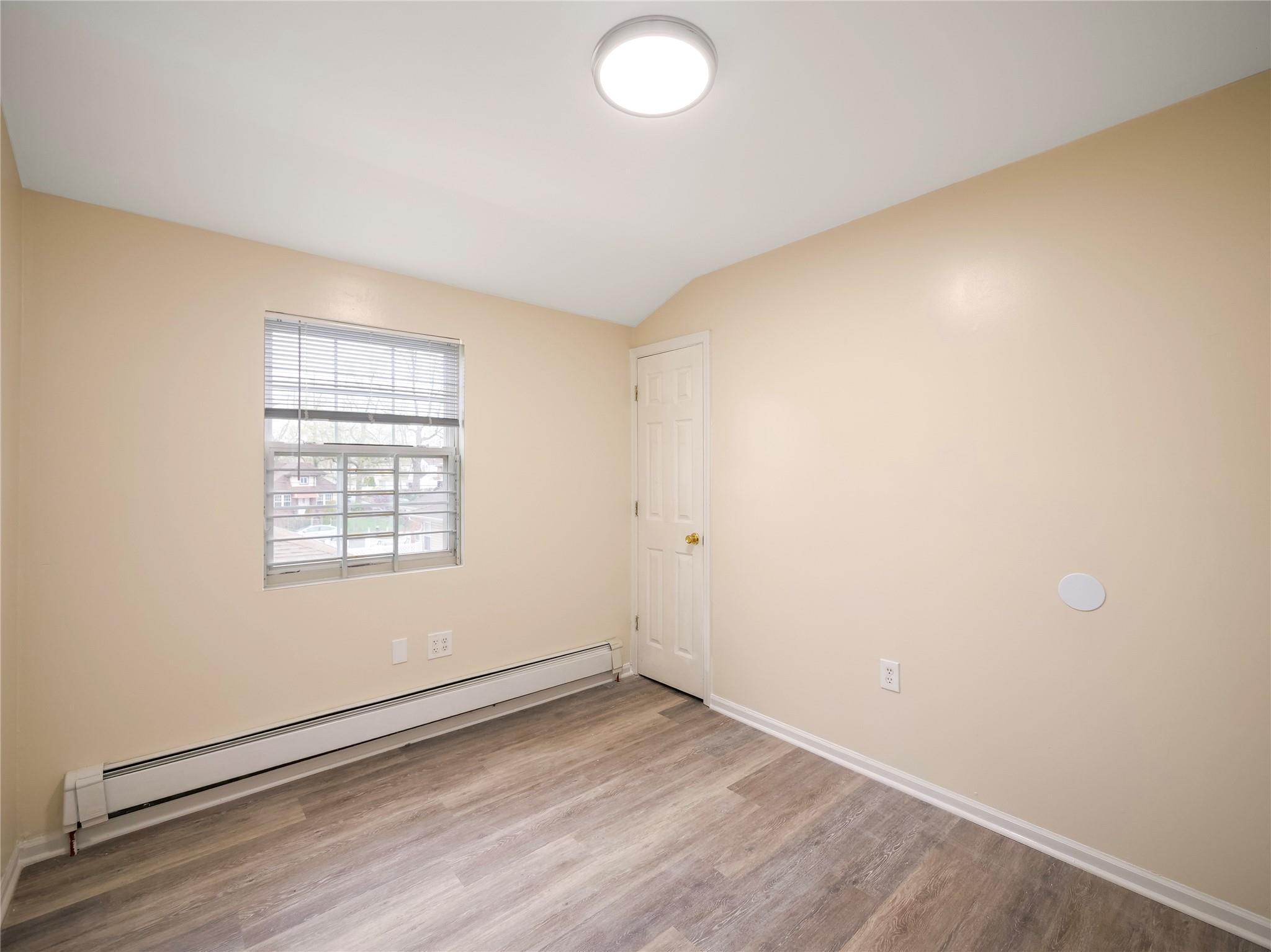 Apartment 220  Queens, NY 11413, MLS-850607-4