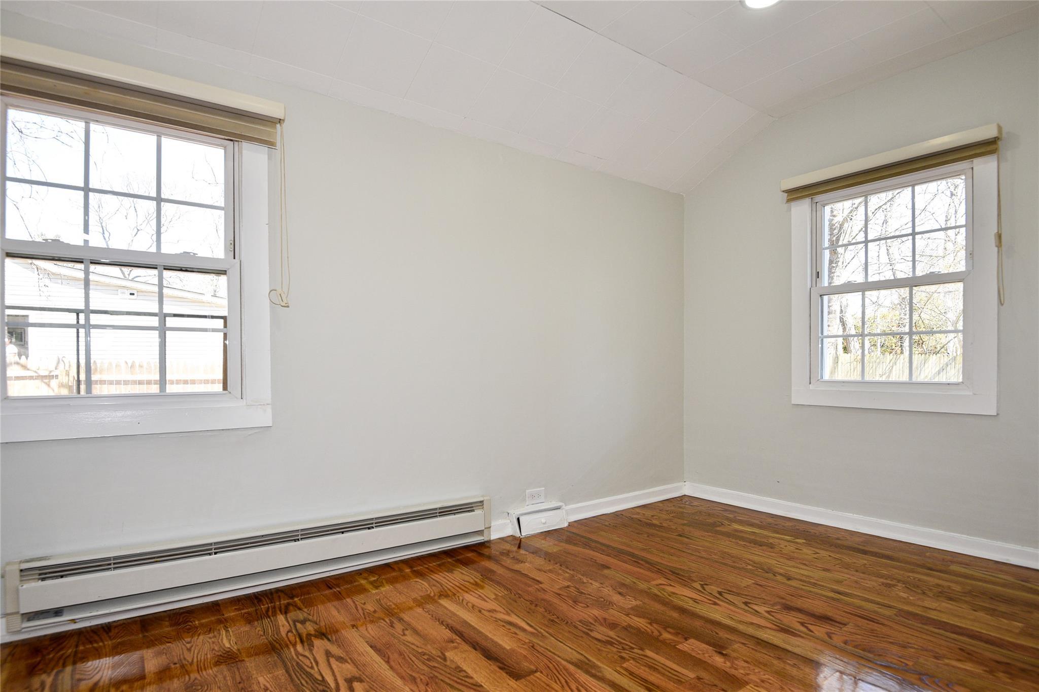 Single Family Locust  Suffolk County, NY 11951, MLS-850658-11