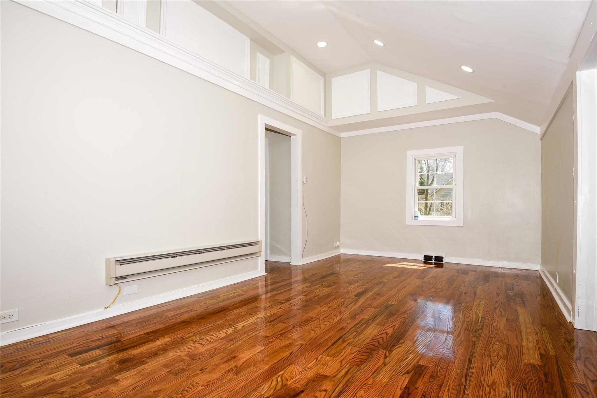 Single Family Locust  Suffolk County, NY 11951, MLS-850658-12