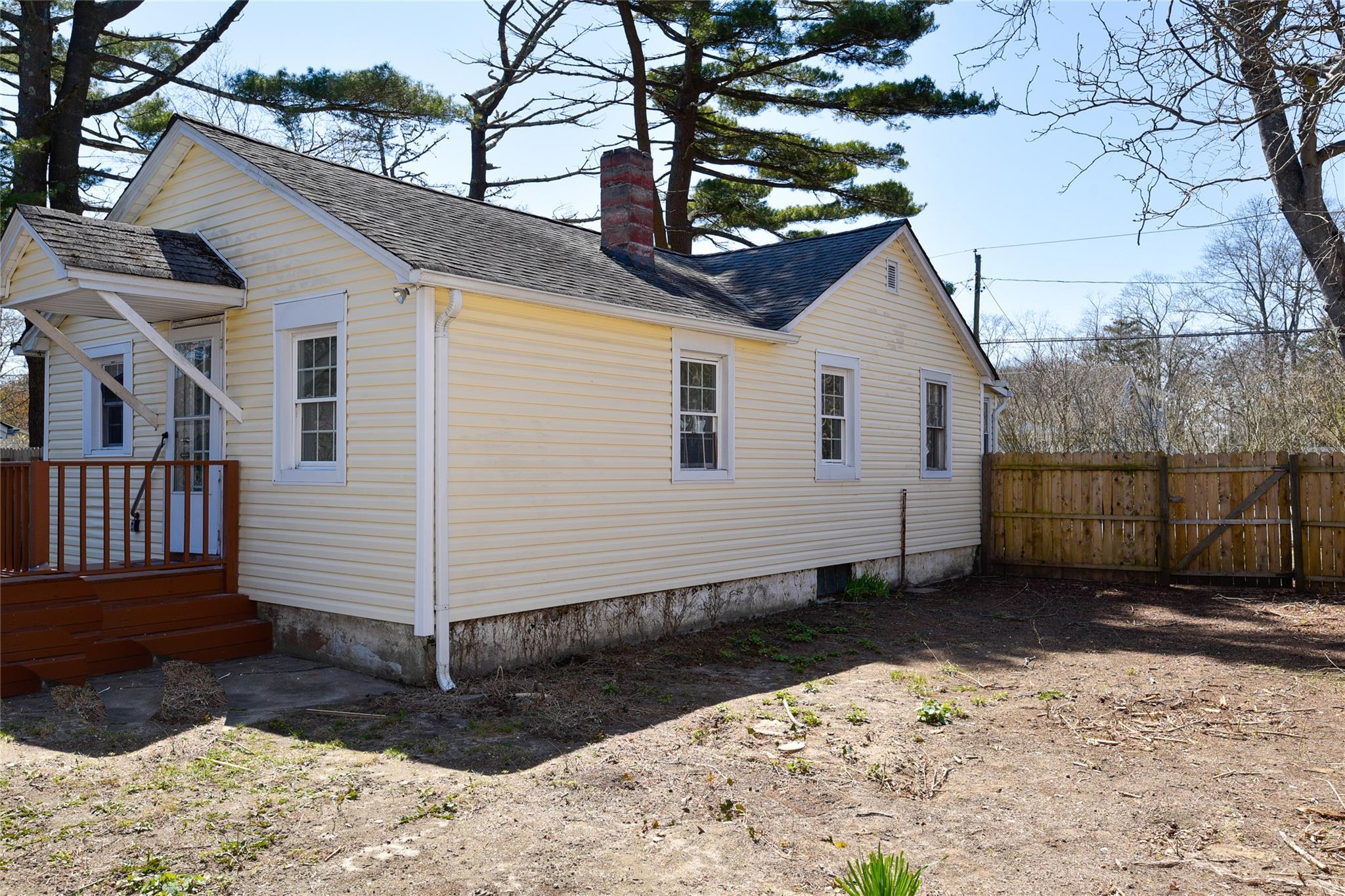 Single Family Locust  Suffolk County, NY 11951, MLS-850658-22