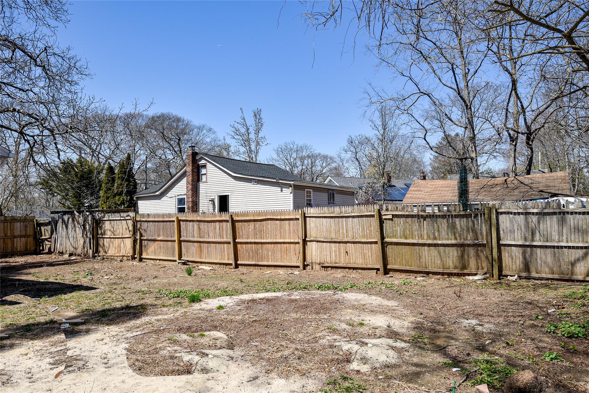 Single Family Locust  Suffolk County, NY 11951, MLS-850658-24