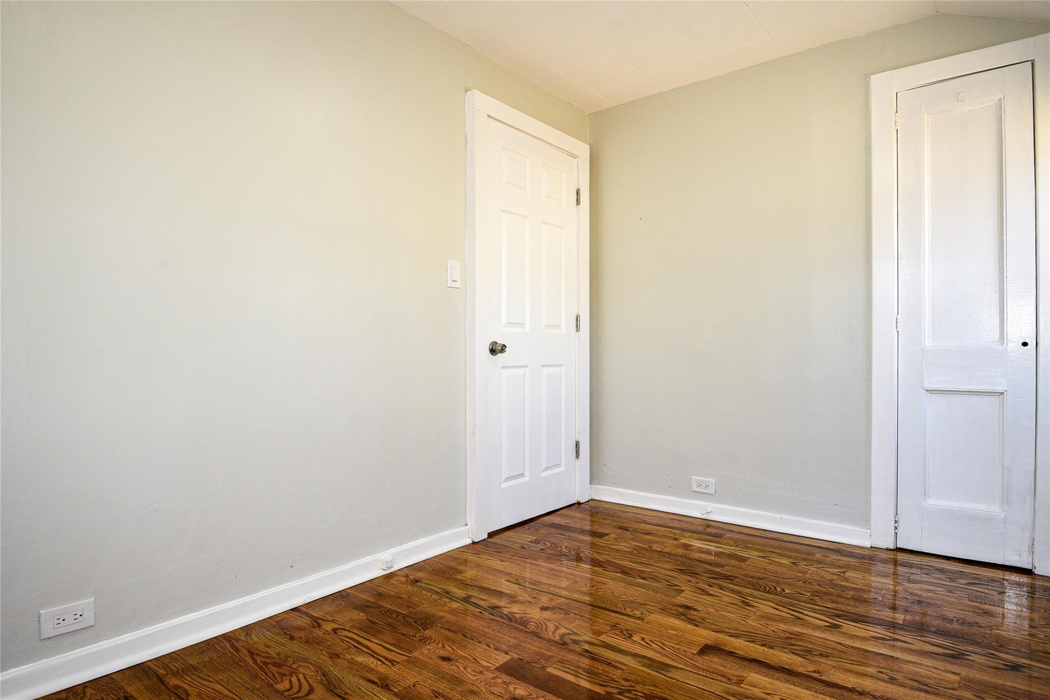 Single Family Locust  Suffolk County, NY 11951, MLS-850658-9
