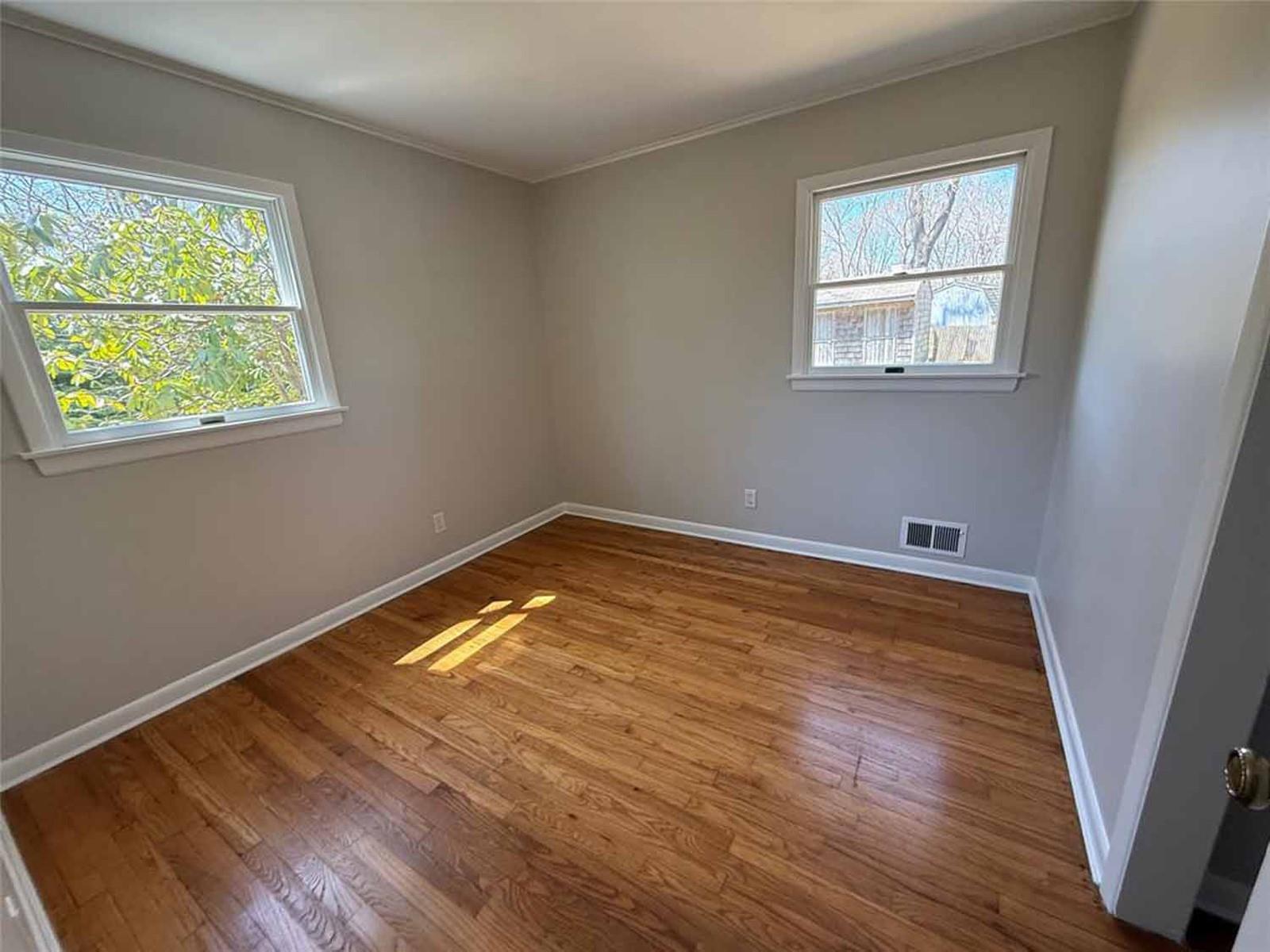Single Family Westview  Suffolk County, NY 11952, MLS-850659-11