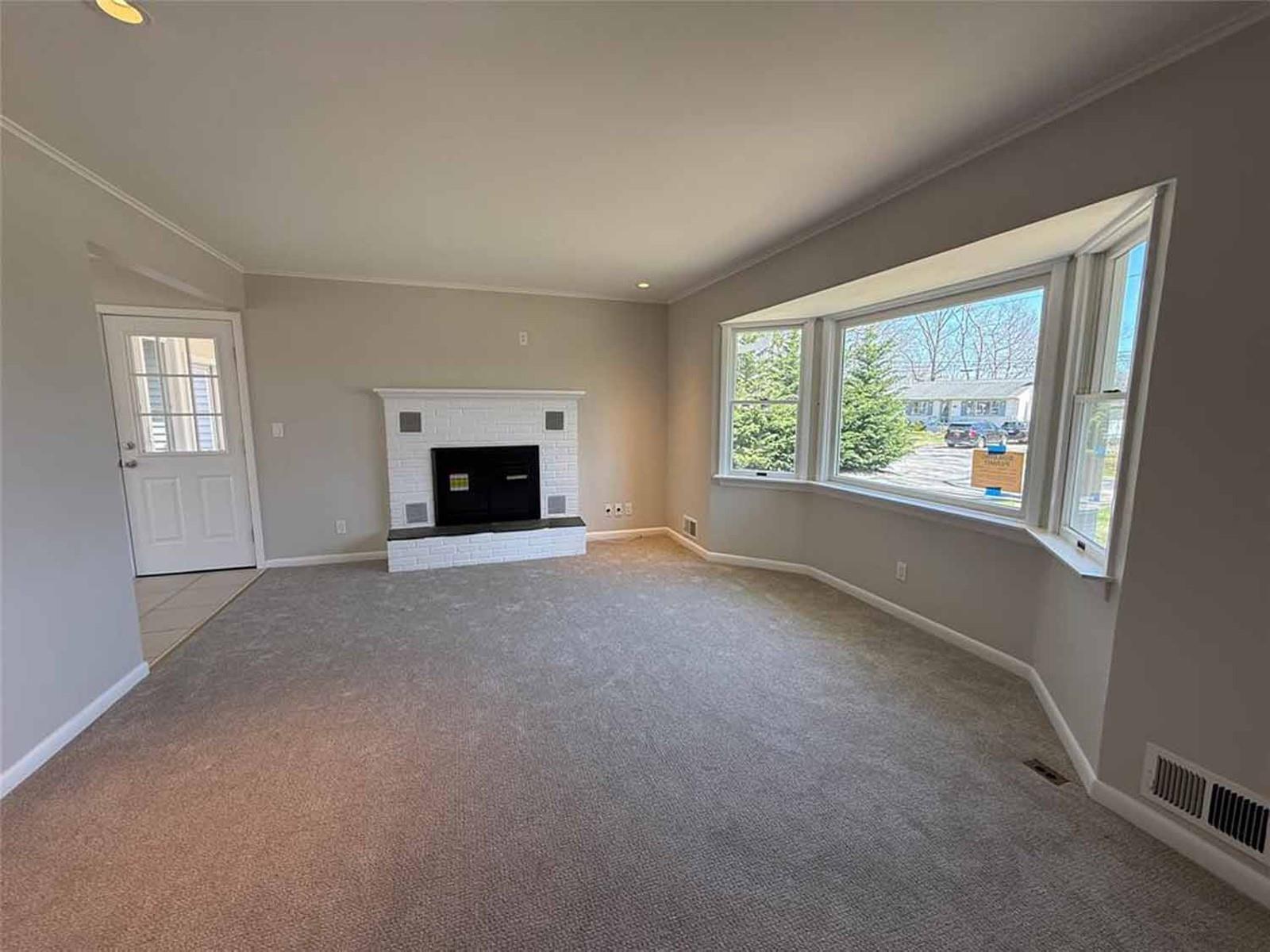 Single Family Westview  Suffolk County, NY 11952, MLS-850659-8