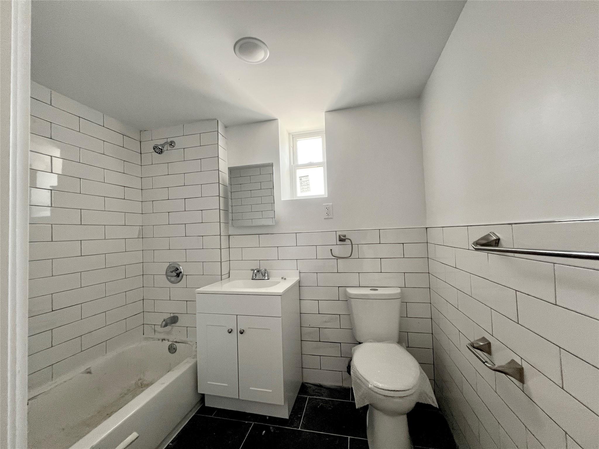 Single Family Bronx  Bronx, NY 10470, MLS-850662-11