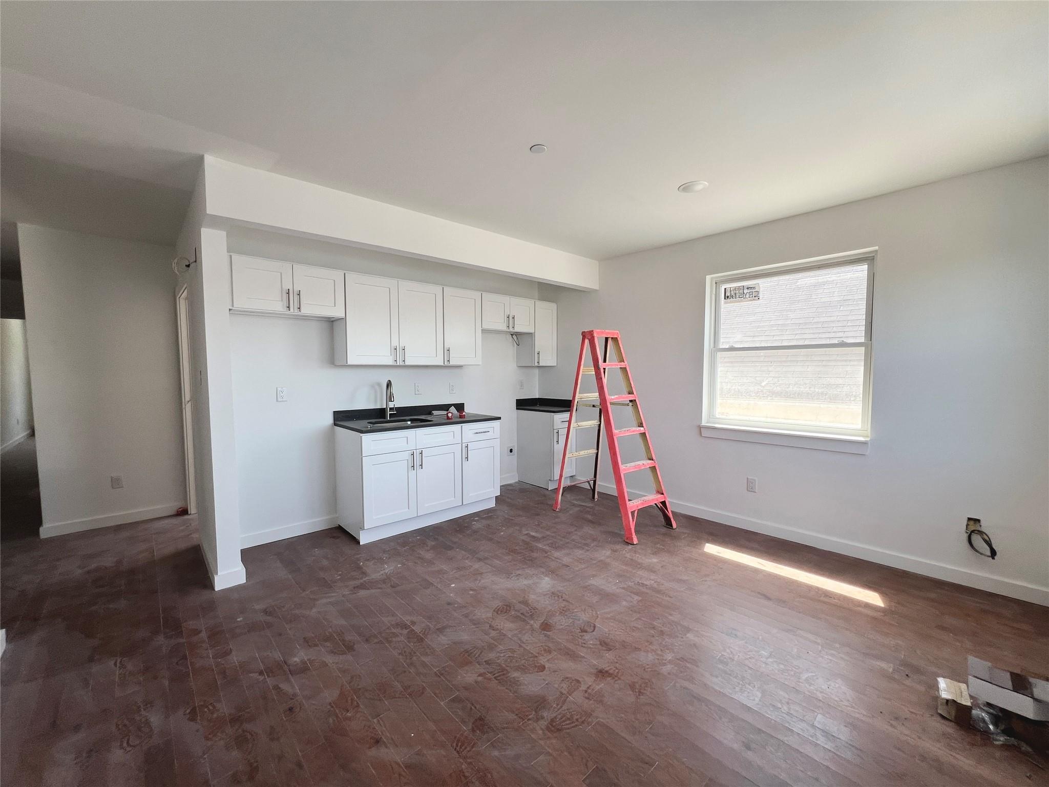 Single Family Bronx  Bronx, NY 10470, MLS-850662-4