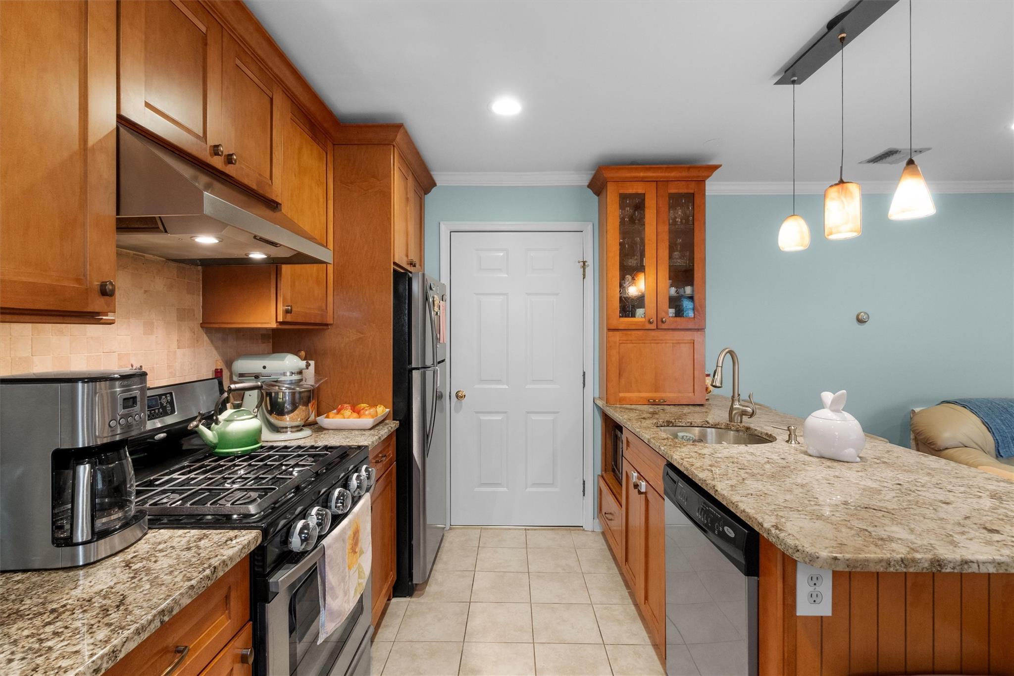 Single Family Conger  Rockland County, NY 10920, MLS-850669-16
