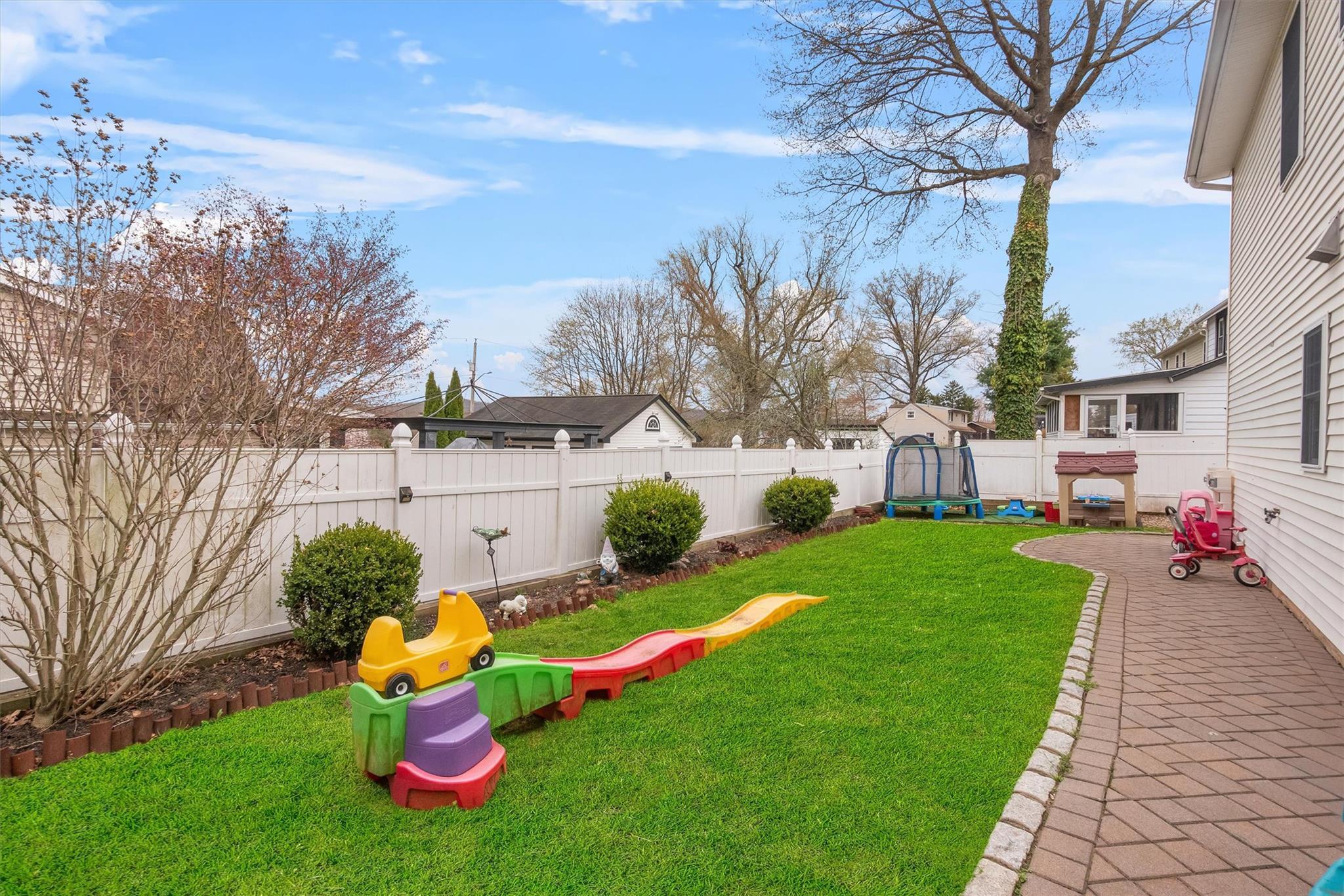 Single Family Conger  Rockland County, NY 10920, MLS-850669-19
