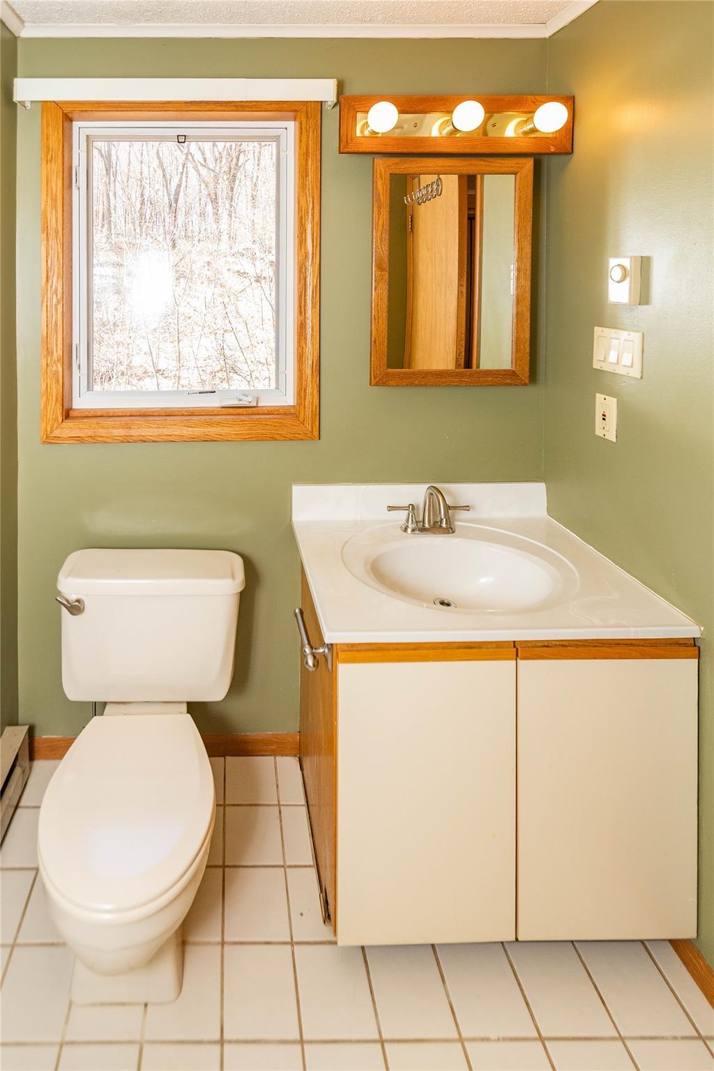 Single Family Overhill  Dutchess County, NY 12582, MLS-850700-28