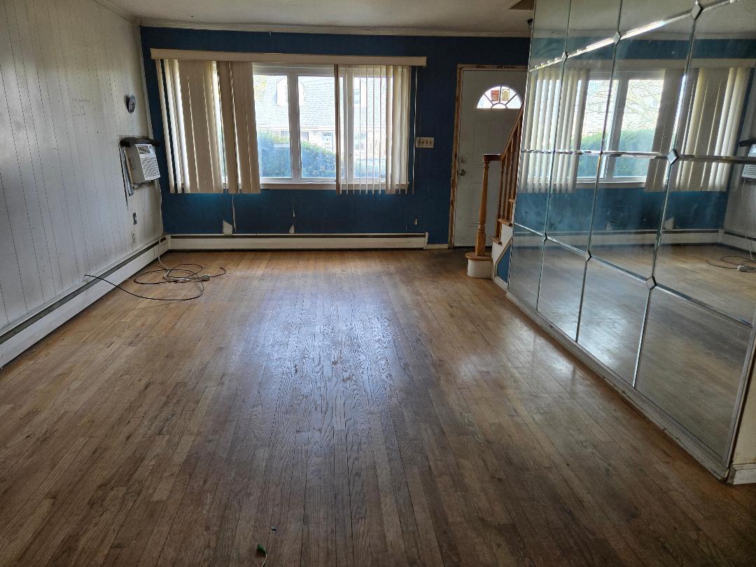 Single Family 4th  Nassau County, NY 11714, MLS-850707-2