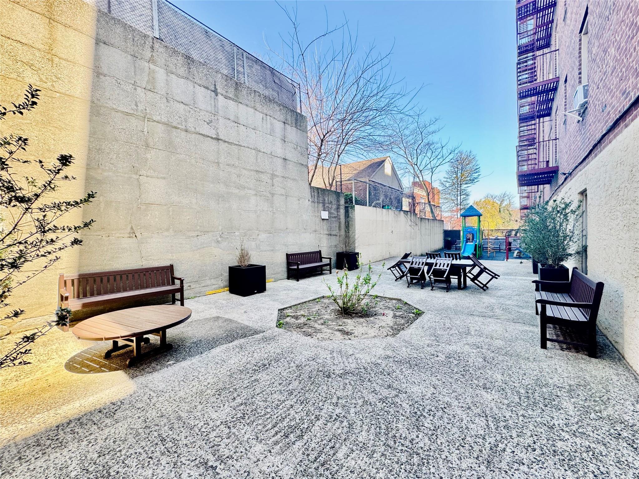 Coop Clyde  Queens, NY 11375, MLS-850720-16
