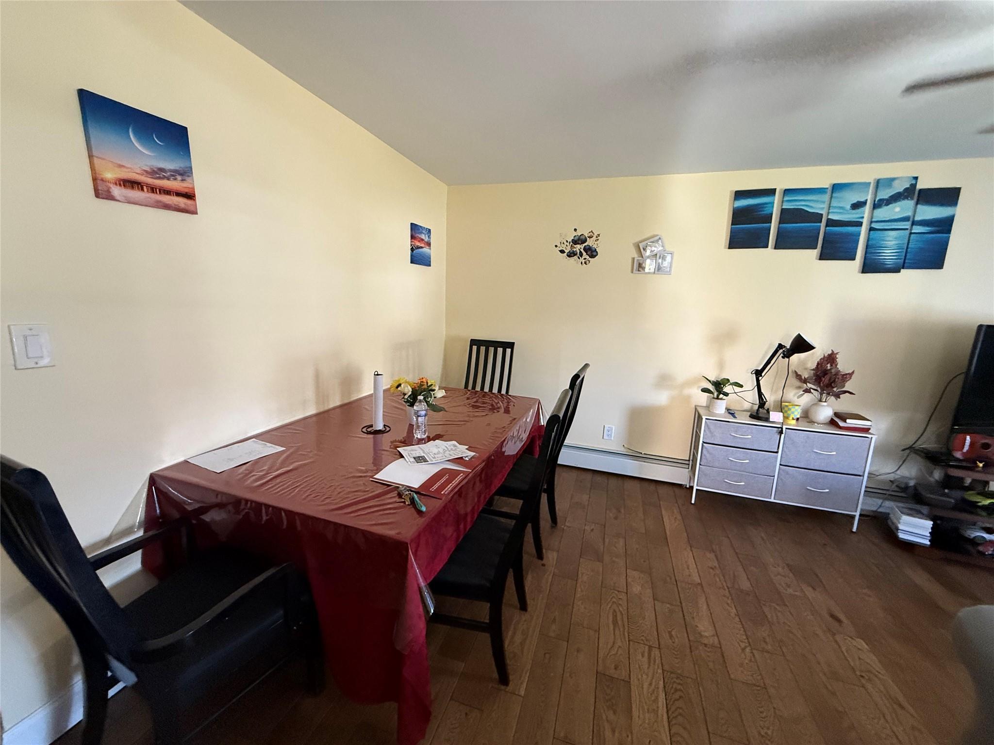 Single Family Brushwood  Suffolk County, NY 11967, MLS-850722-4