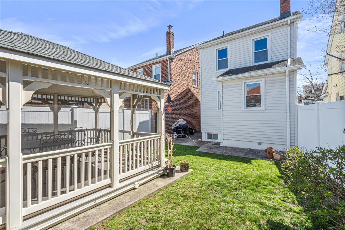 Single Family 89th  Queens, NY 11426, MLS-850725-23