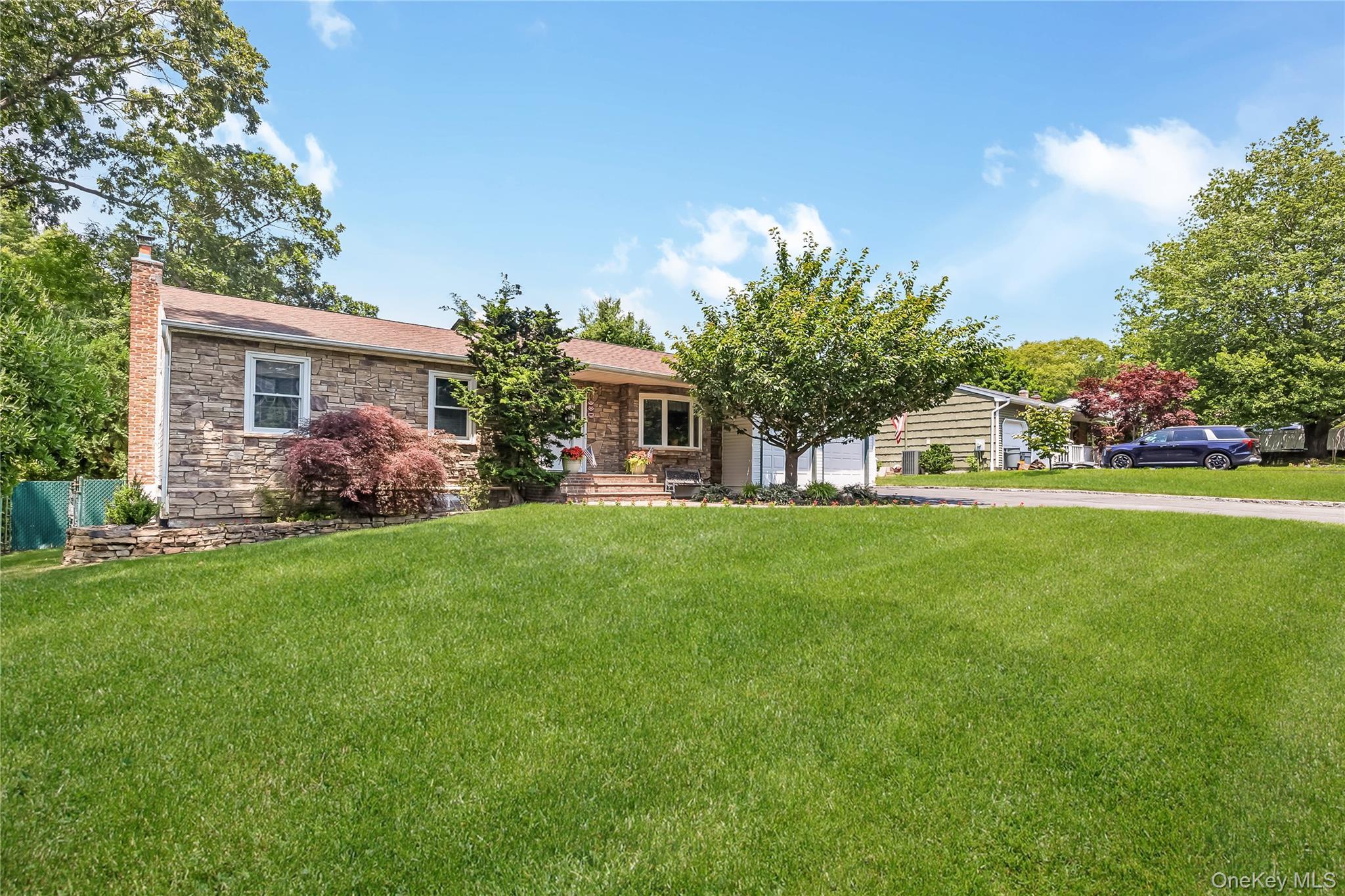 Single Family Thrift Street Suffolk County, NY 11779, MLS-850738-23