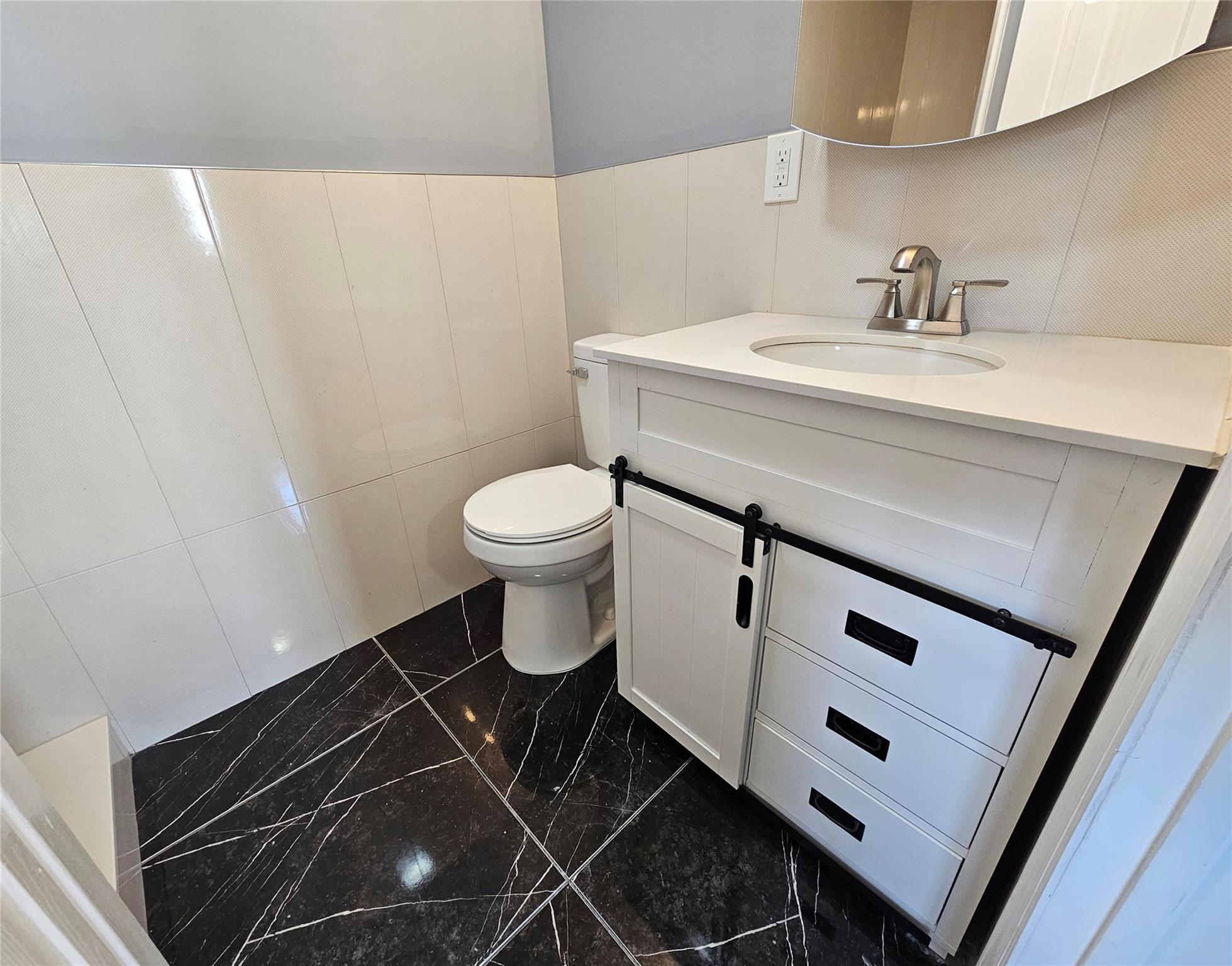 Single Family Granny  Suffolk County, NY 11738, MLS-850743-20