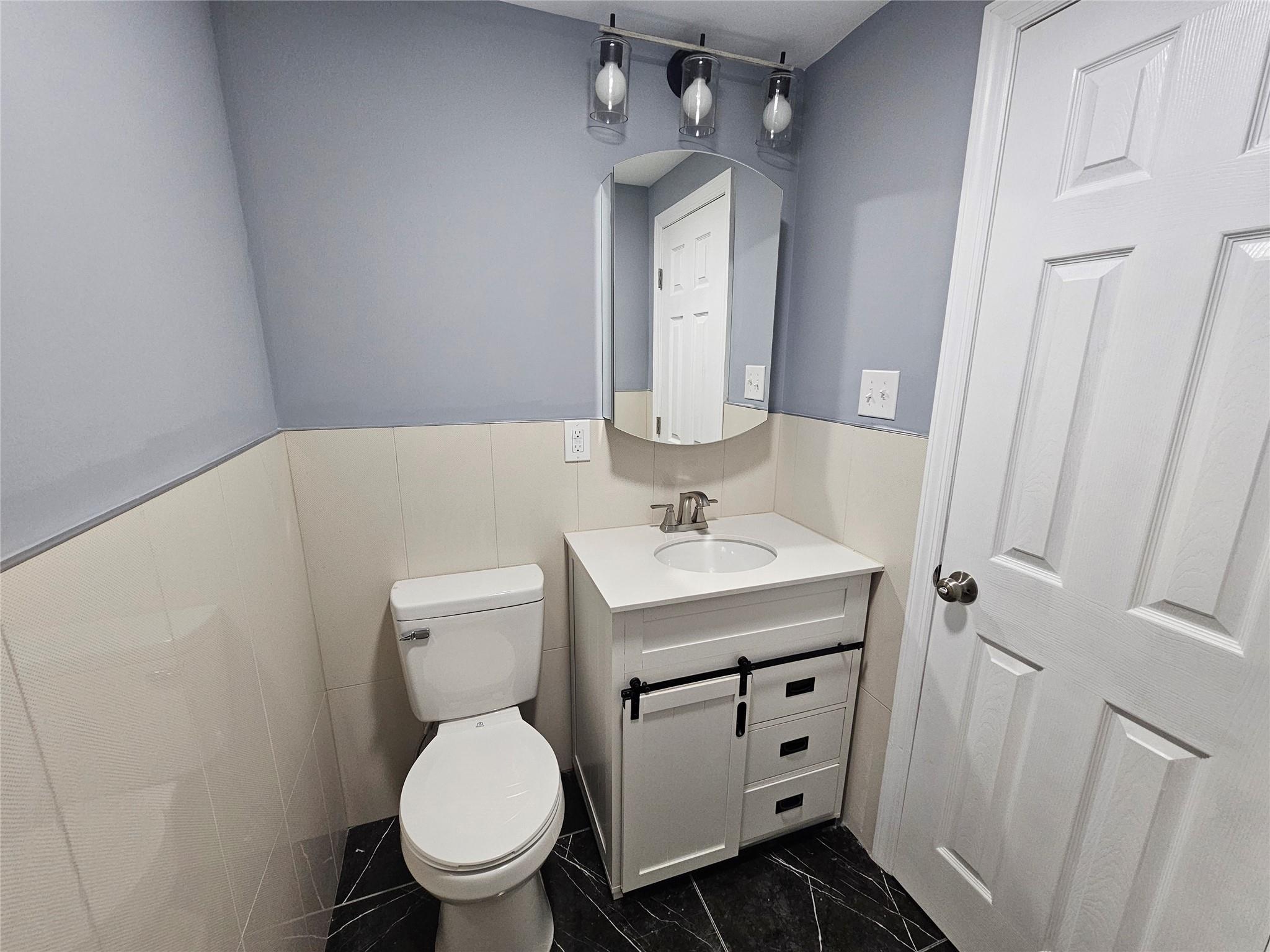 Single Family Granny  Suffolk County, NY 11738, MLS-850743-21