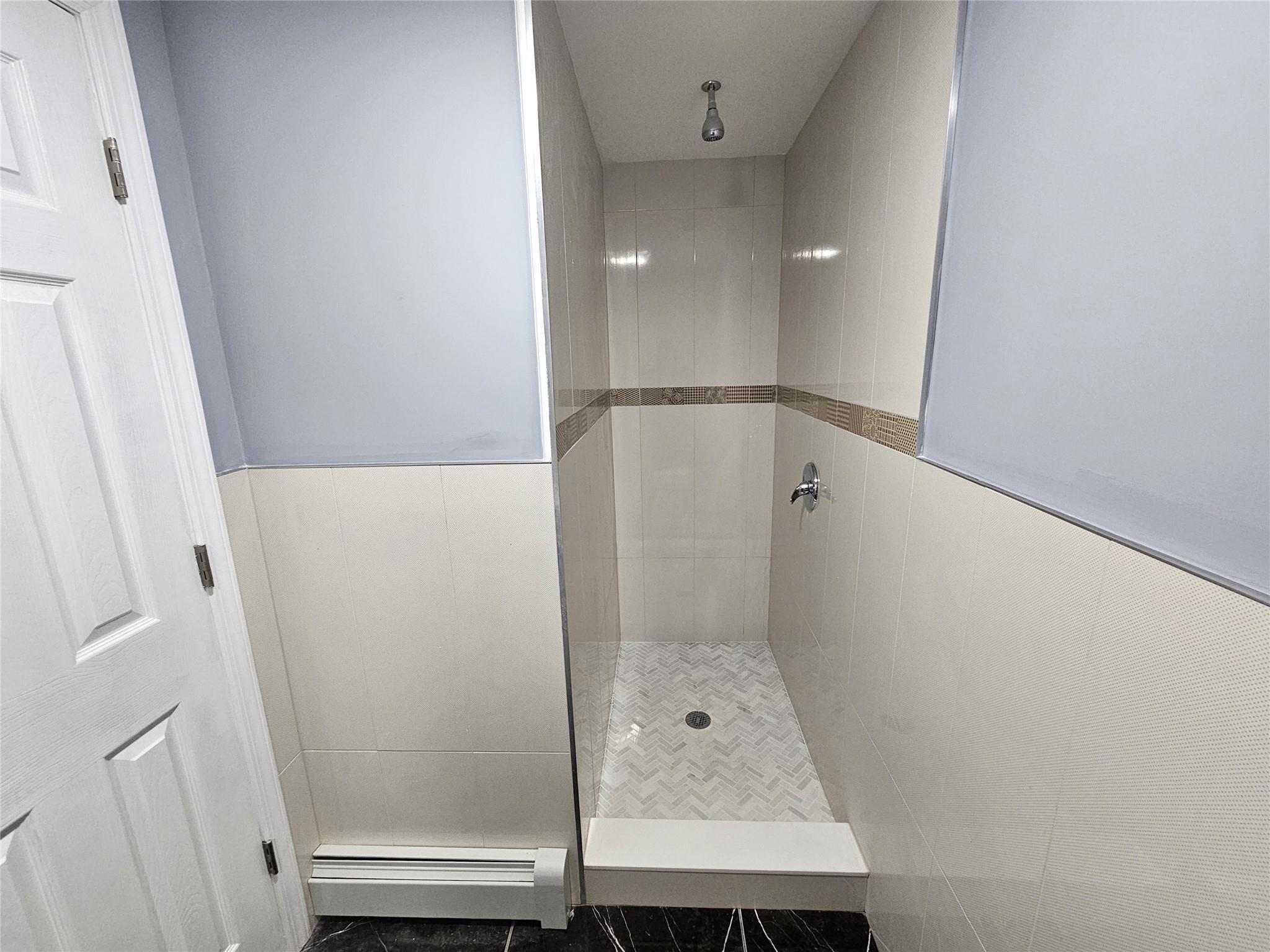 Single Family Granny  Suffolk County, NY 11738, MLS-850743-22