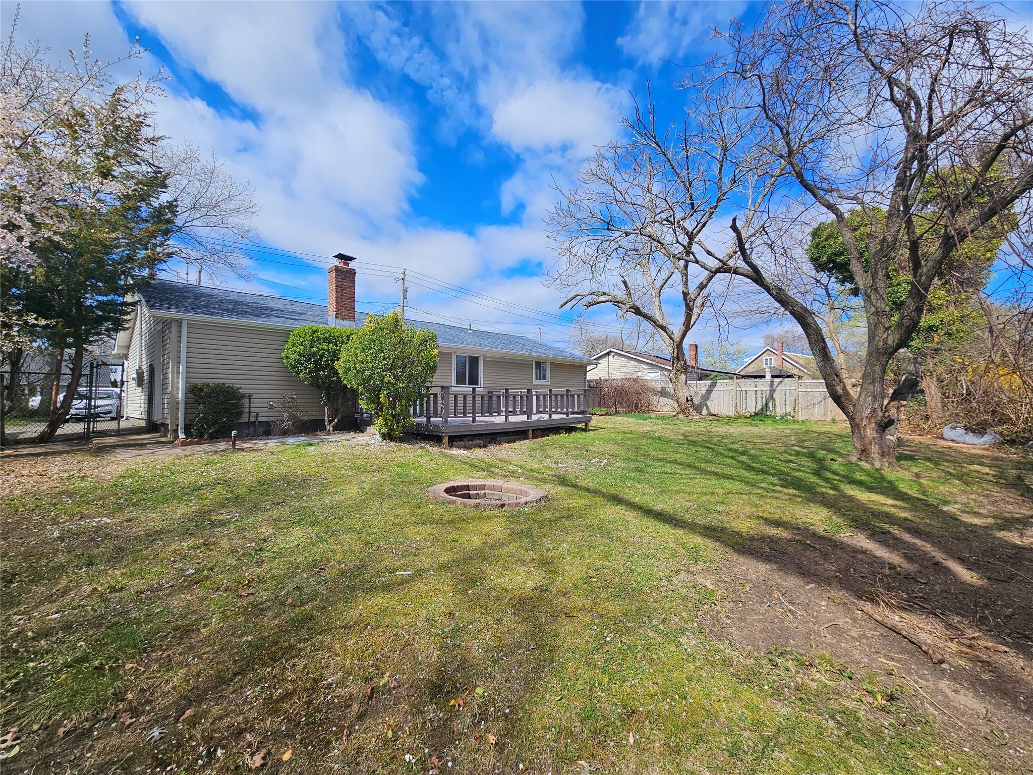 Single Family Granny  Suffolk County, NY 11738, MLS-850743-27