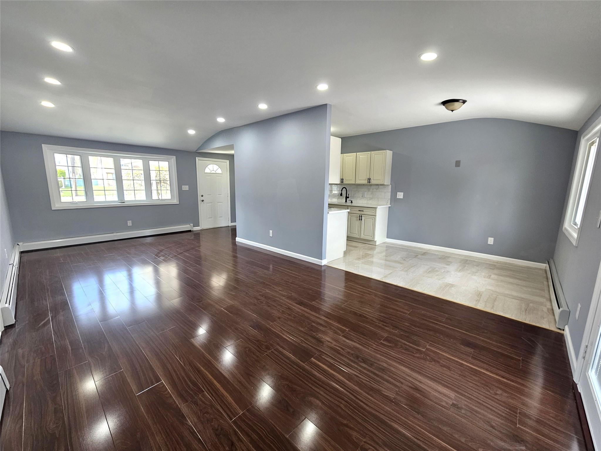 Single Family Granny  Suffolk County, NY 11738, MLS-850743-6