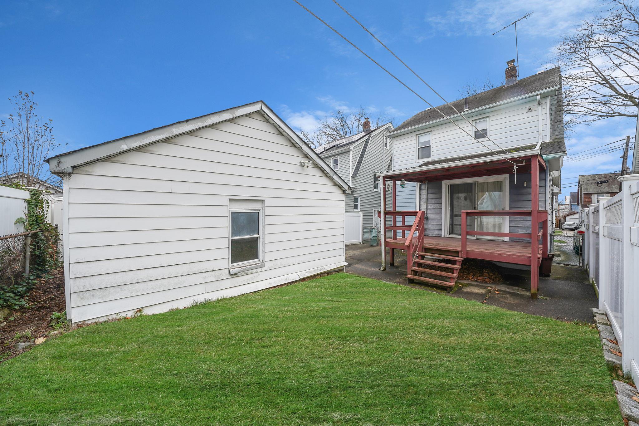 Single Family 90th  Queens, NY 11426, MLS-850778-6