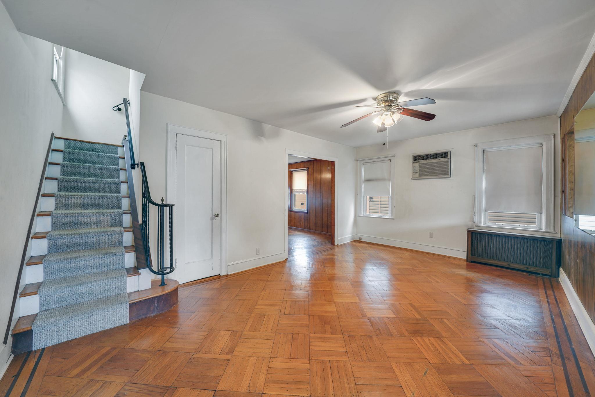 Single Family 90th  Queens, NY 11426, MLS-850778-9