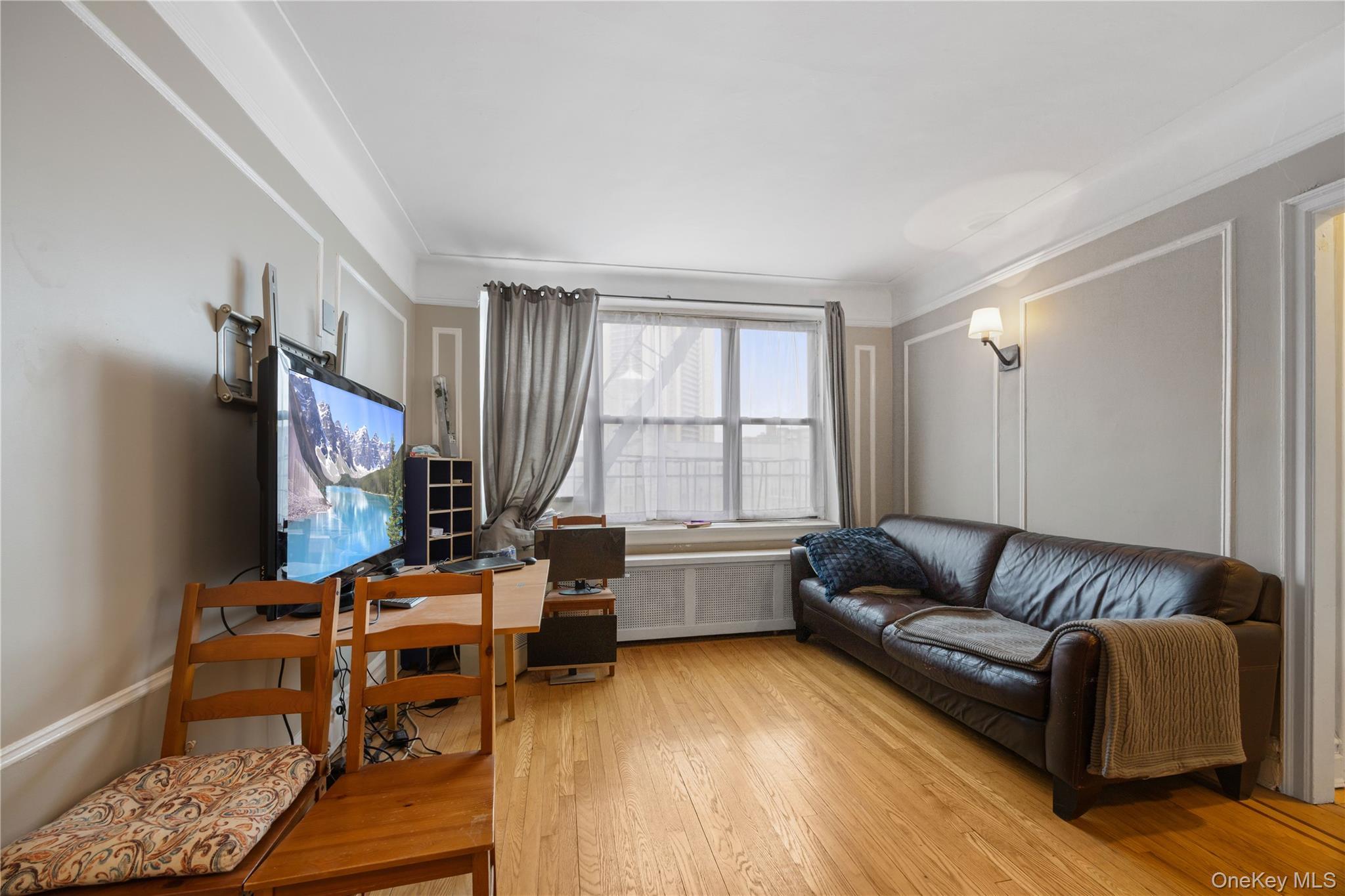 Condo Austin  Queens, NY 11375, MLS-850781-11