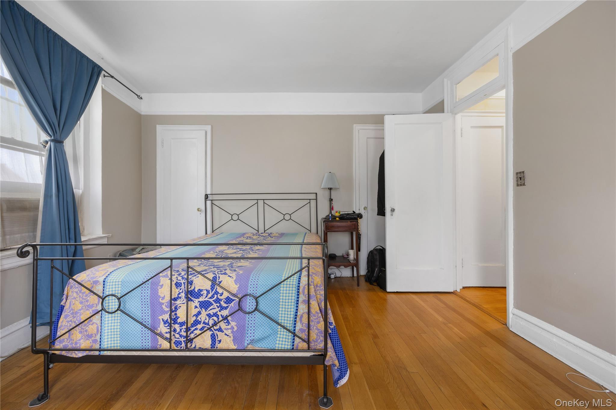 Condo Austin  Queens, NY 11375, MLS-850781-8